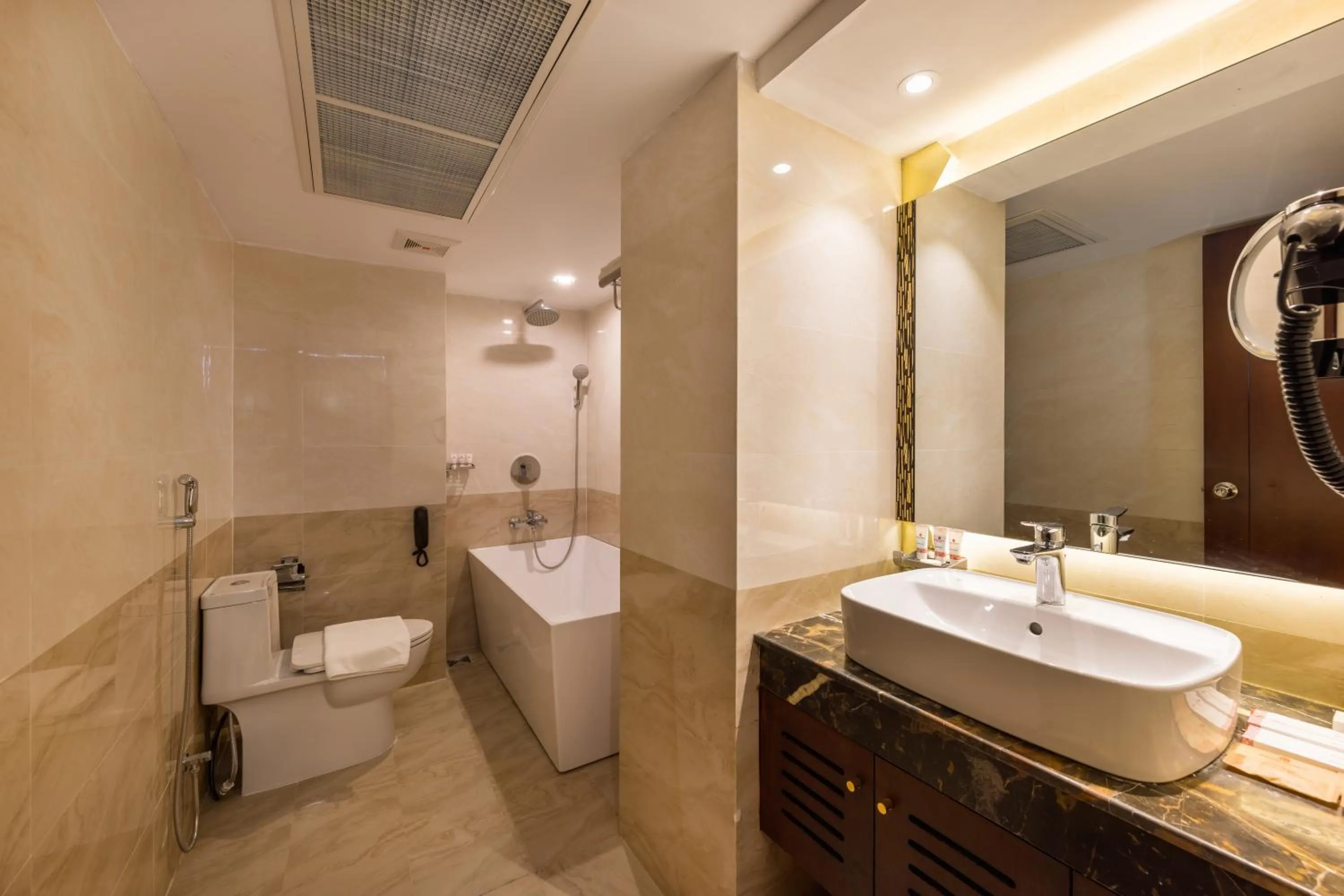 Bathroom in Grand Palace Hotel & Resort Dhaka