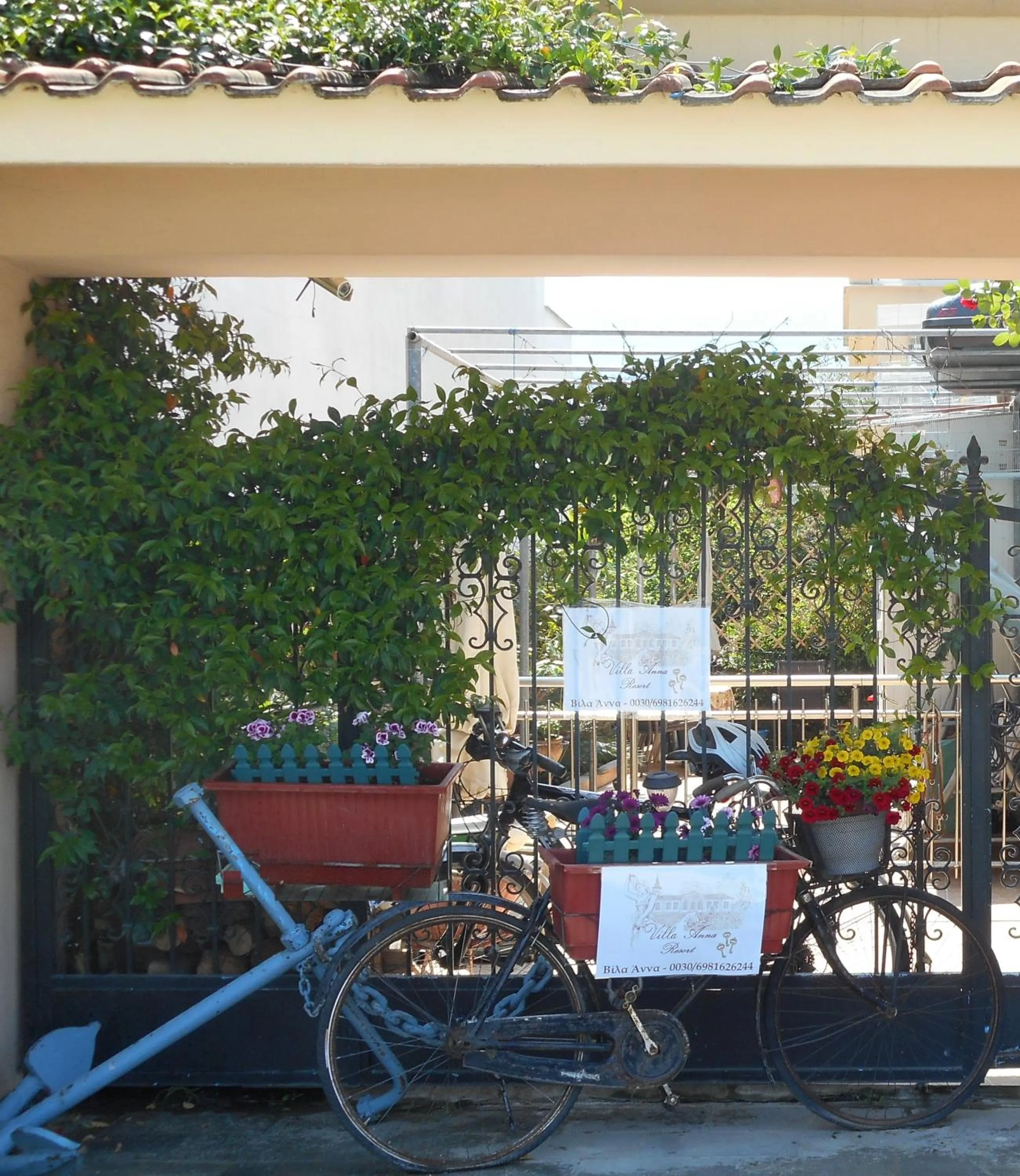 Facade/entrance in Villa Anna