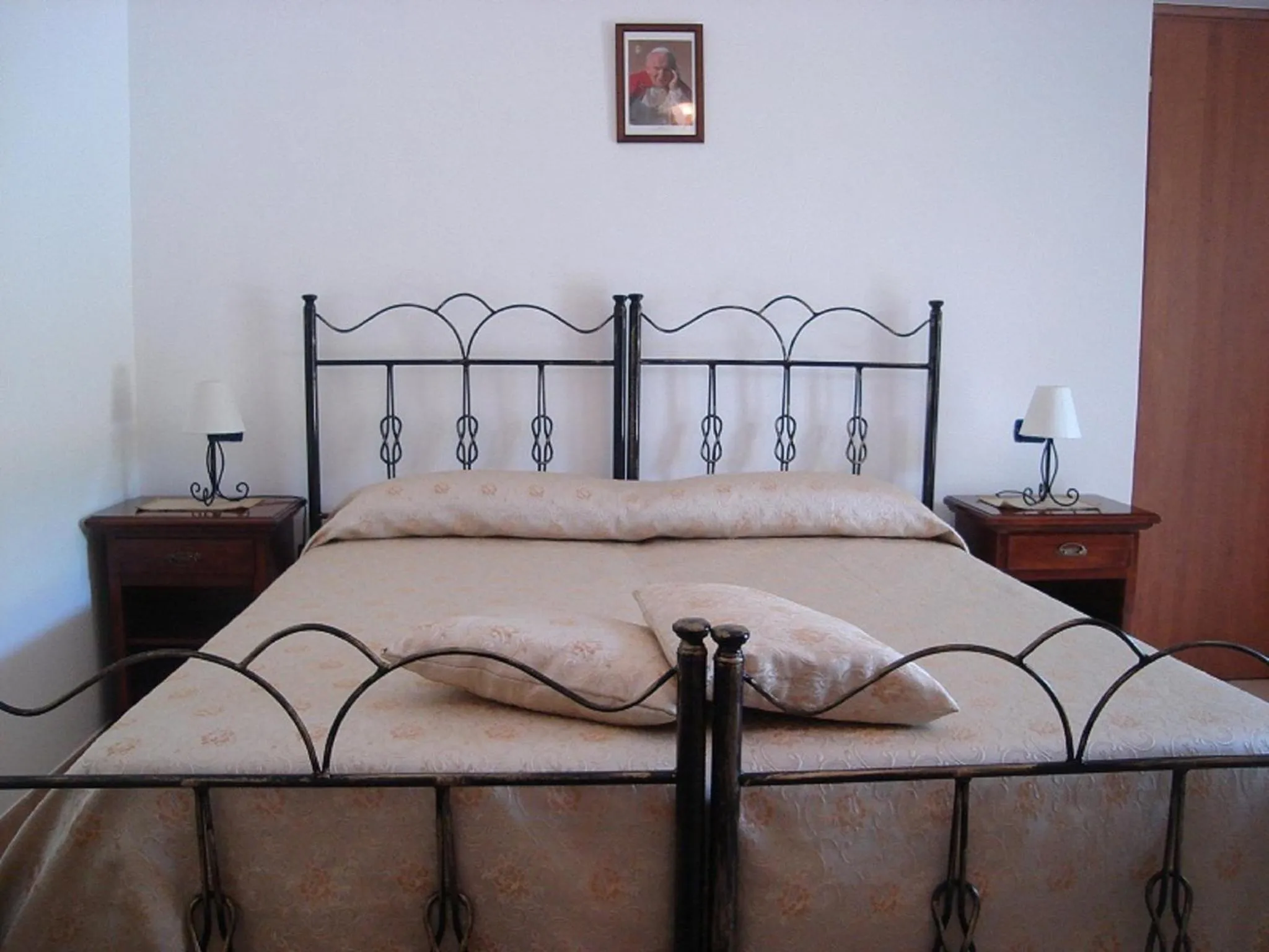 Photo of the whole room in B&B Sole del Pollino