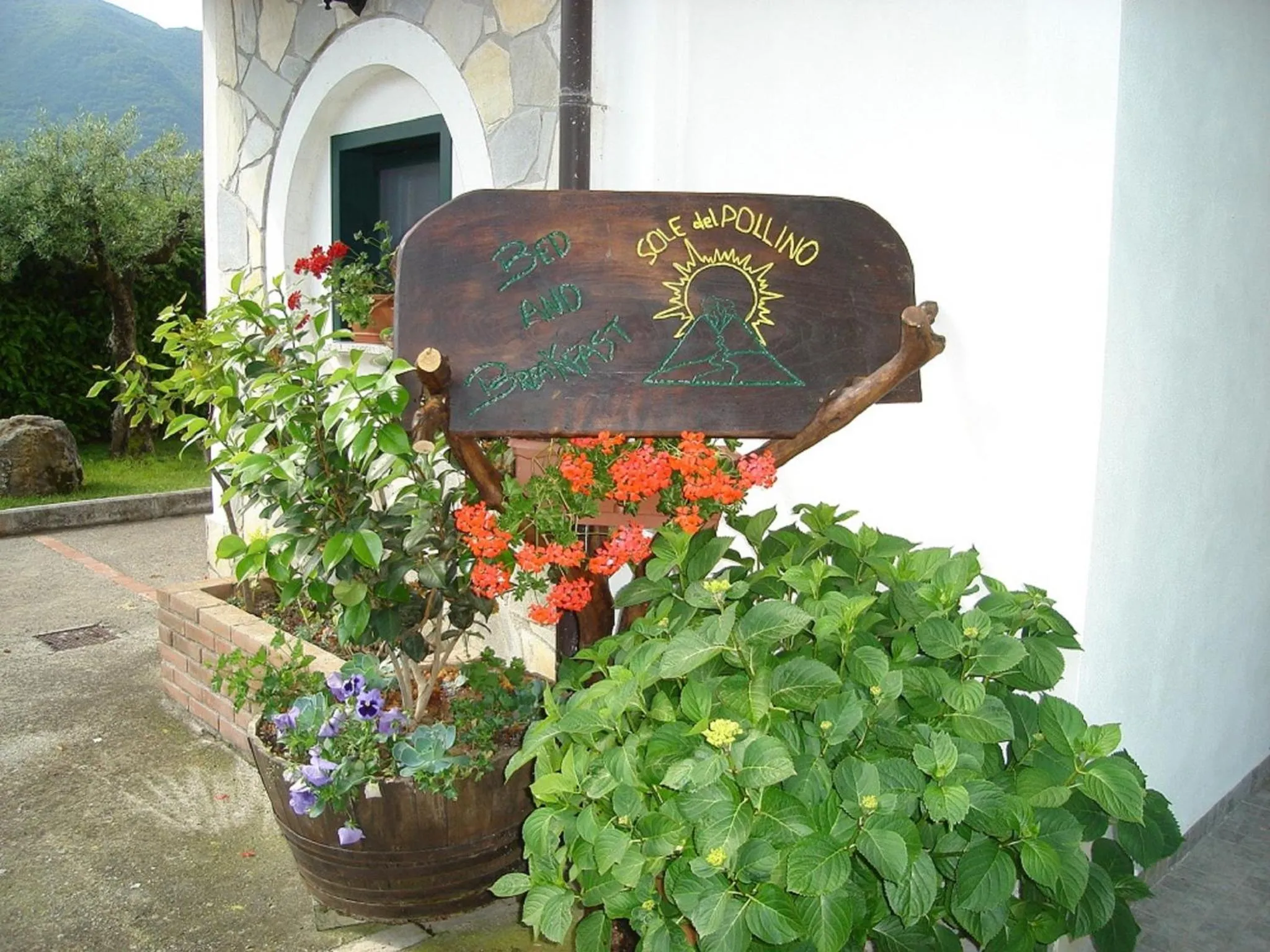 Property logo or sign in B&B Sole del Pollino