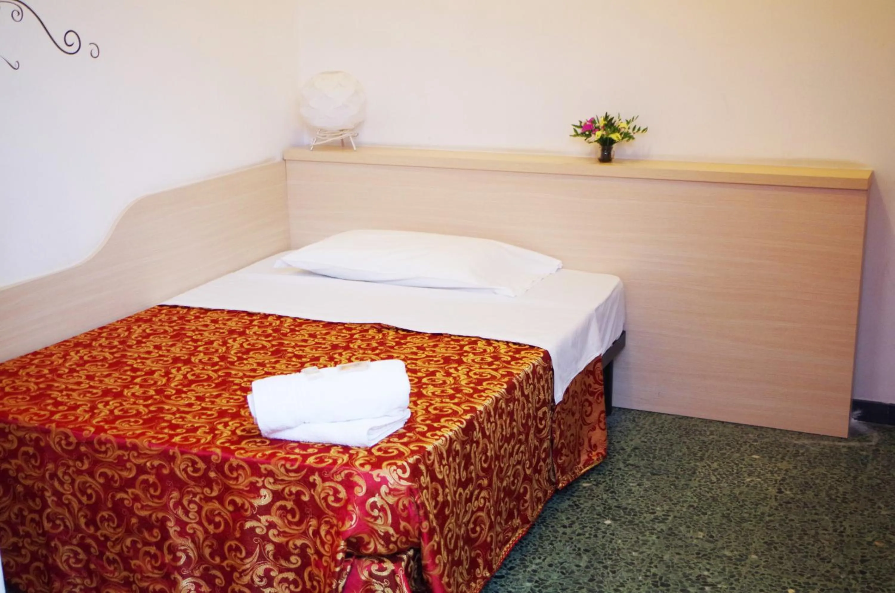 Bed in Hotel Centrale