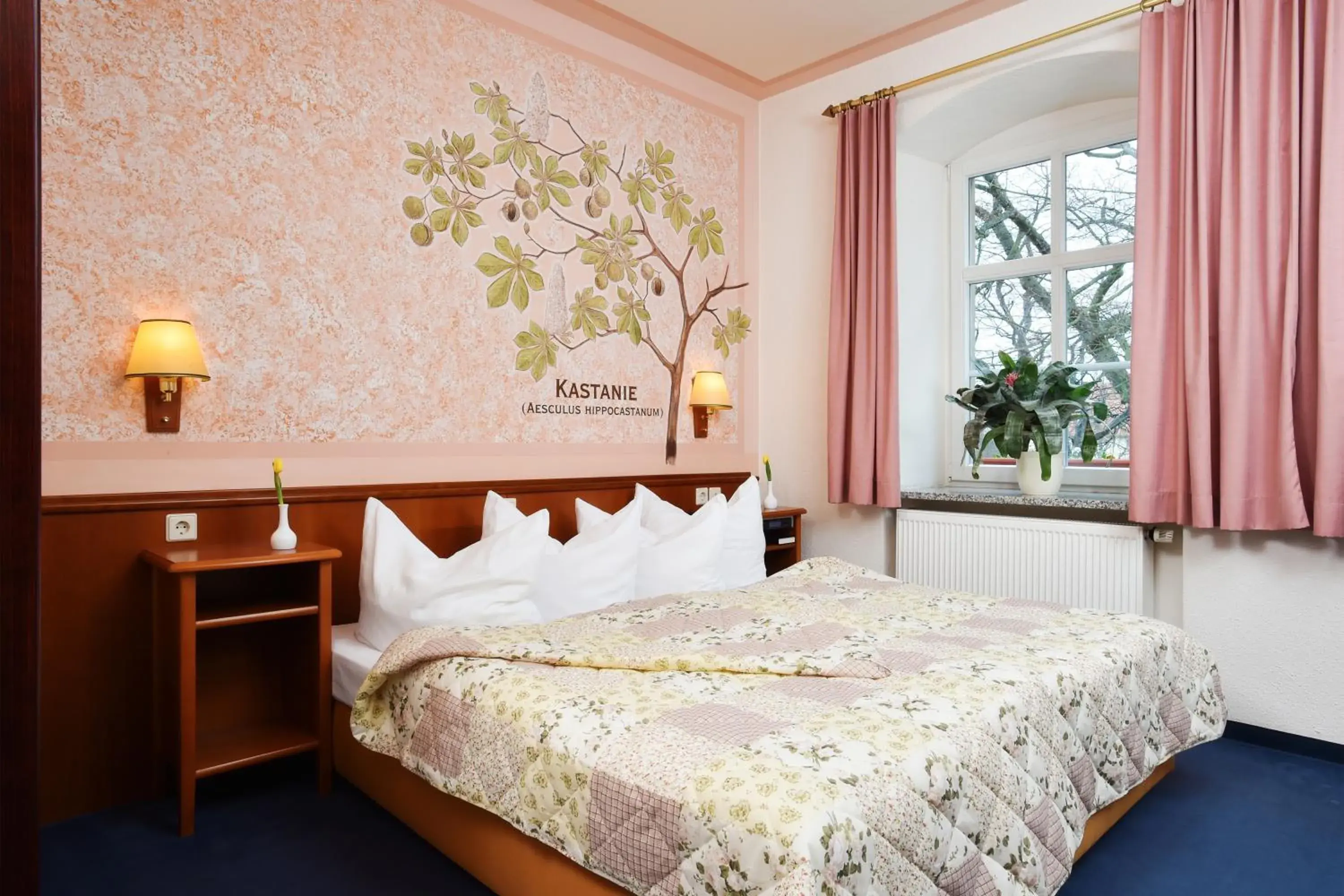 Double Room with Private Bathroom - single occupancy in Hotel Villa Weiße Double Room with Private Bathroom - single occupancy in Hotel Villa Weiße