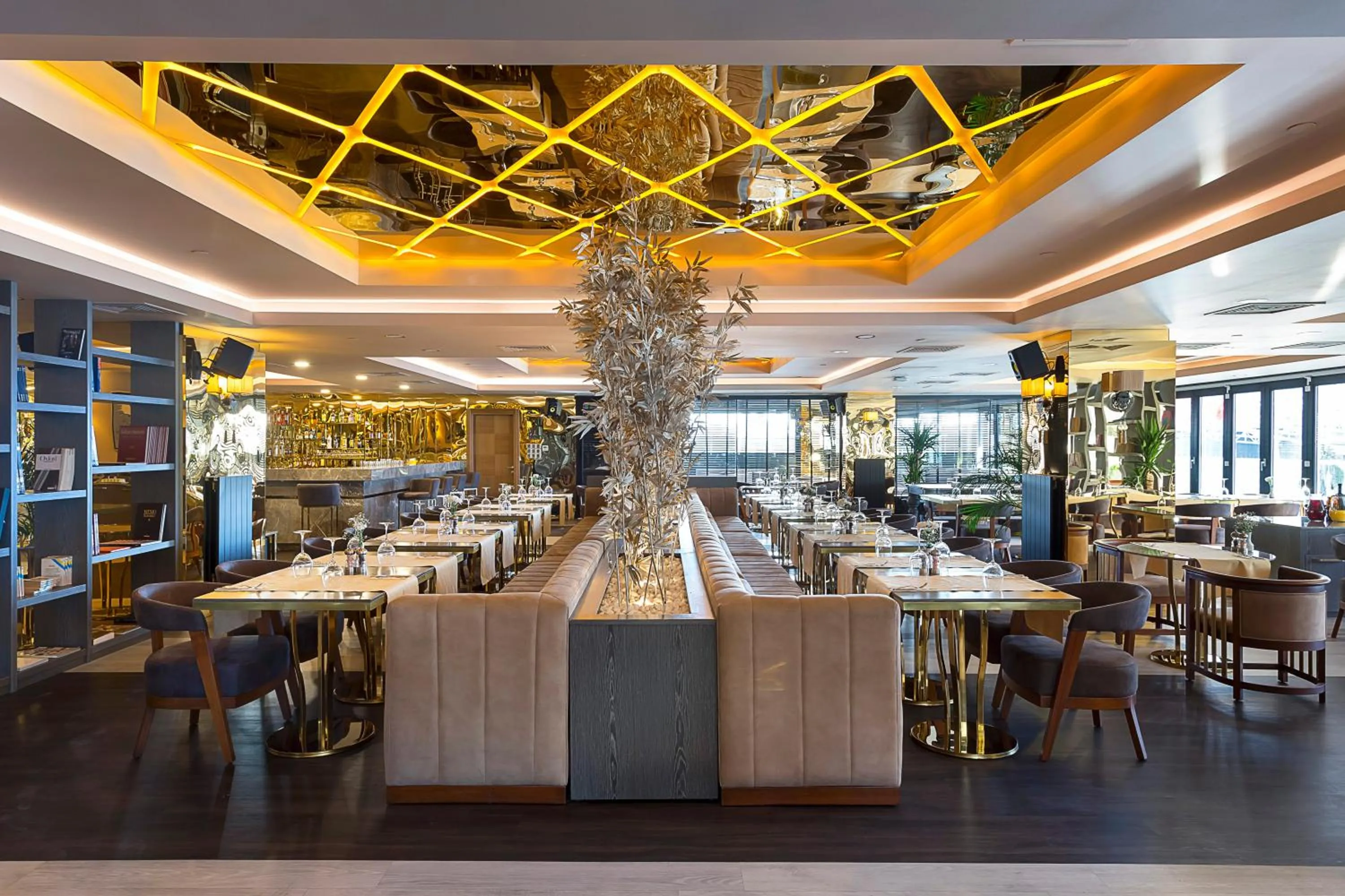 Staff in Nidya Hotel Esenyurt