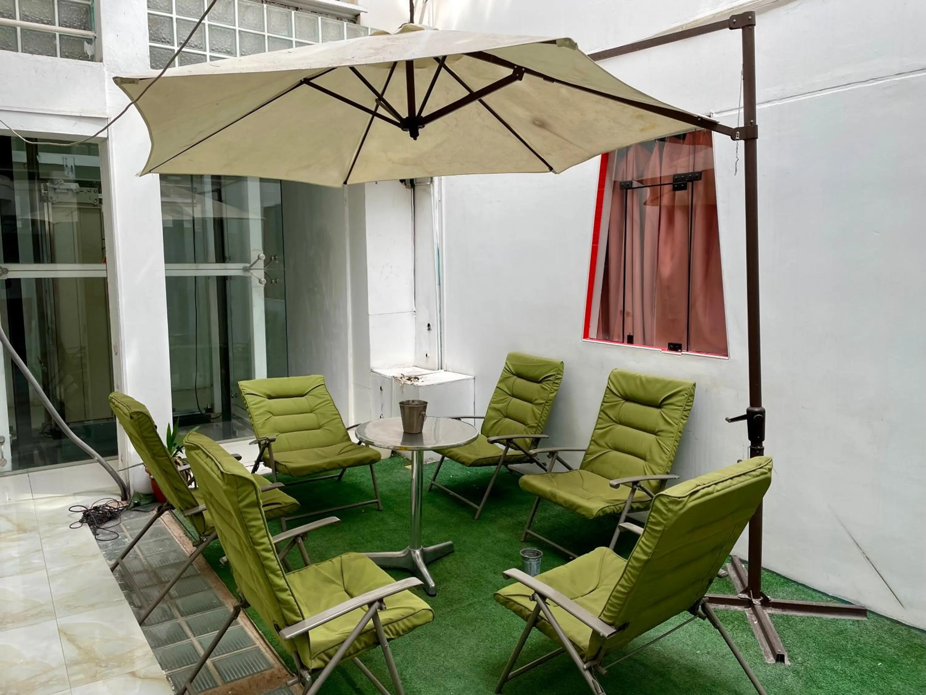 Patio in Hotel Plateros