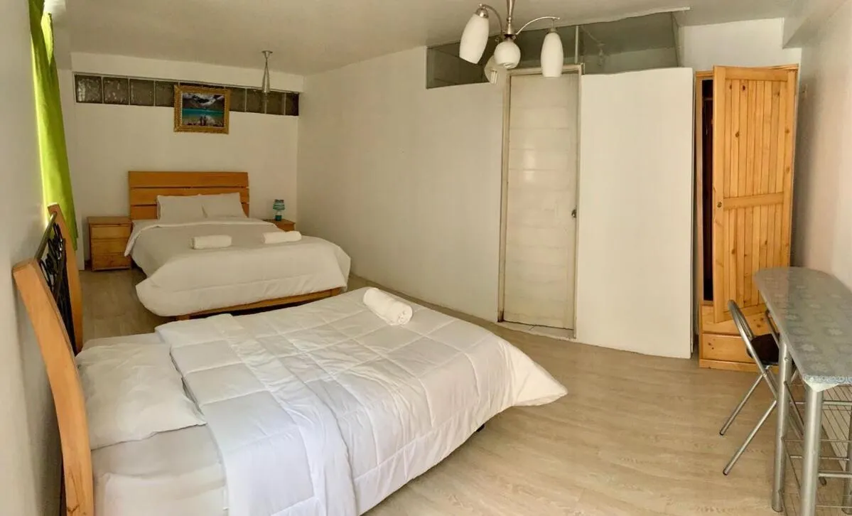 Photo of the whole room in Hotel Plateros