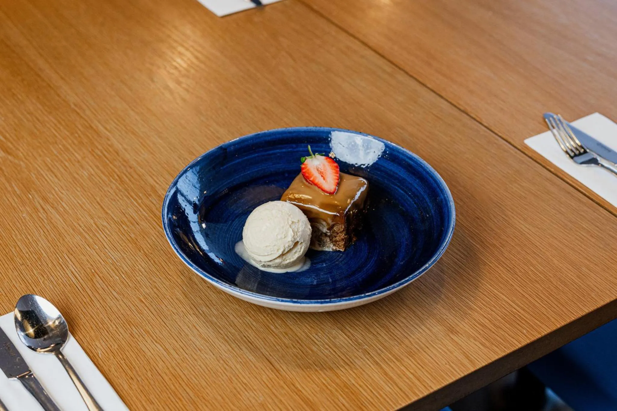 Restaurant/places to eat in Holiday Inn Express Aberdeen Airport by IHG