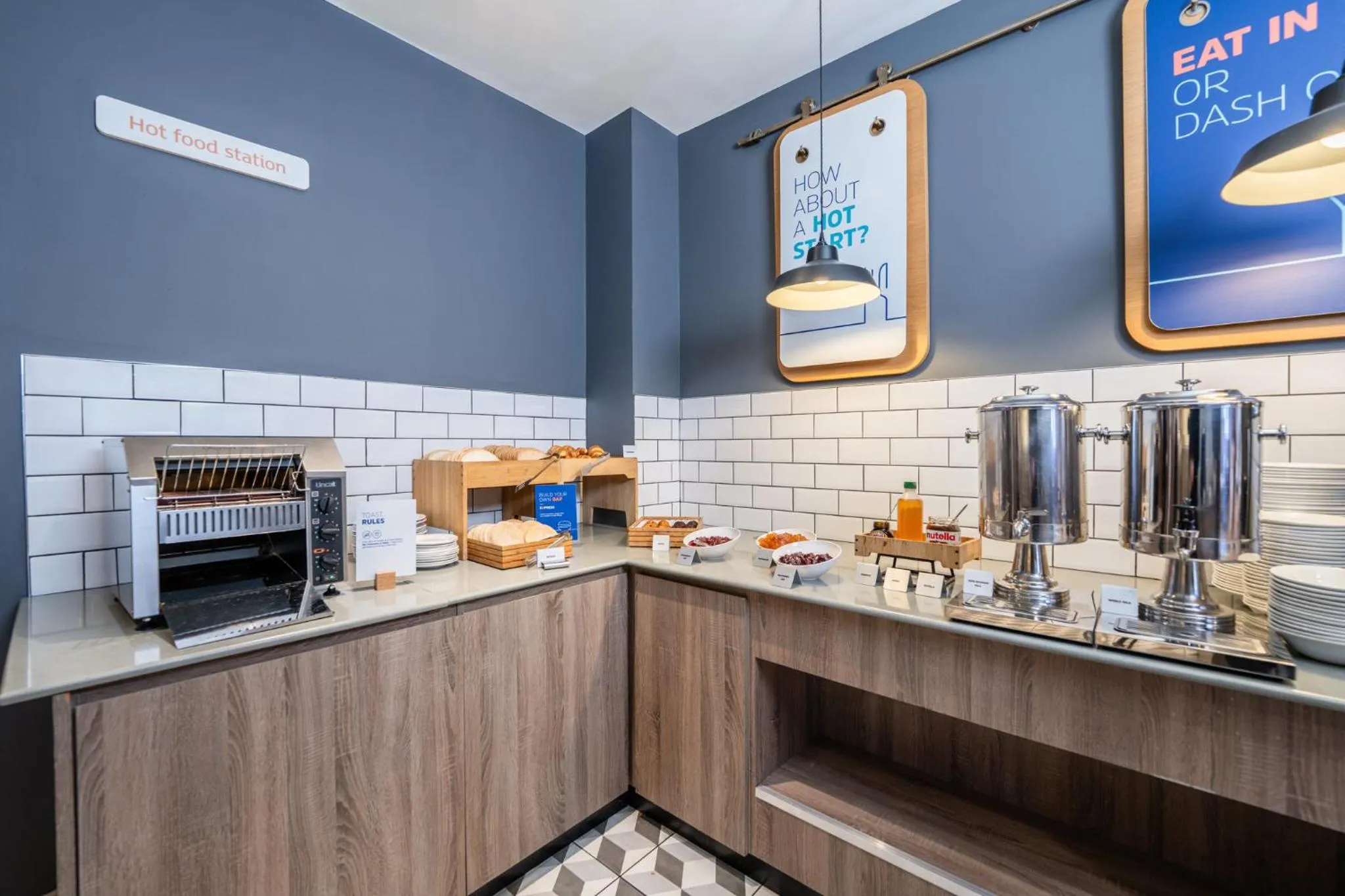 Breakfast in Holiday Inn Express Aberdeen Airport by IHG