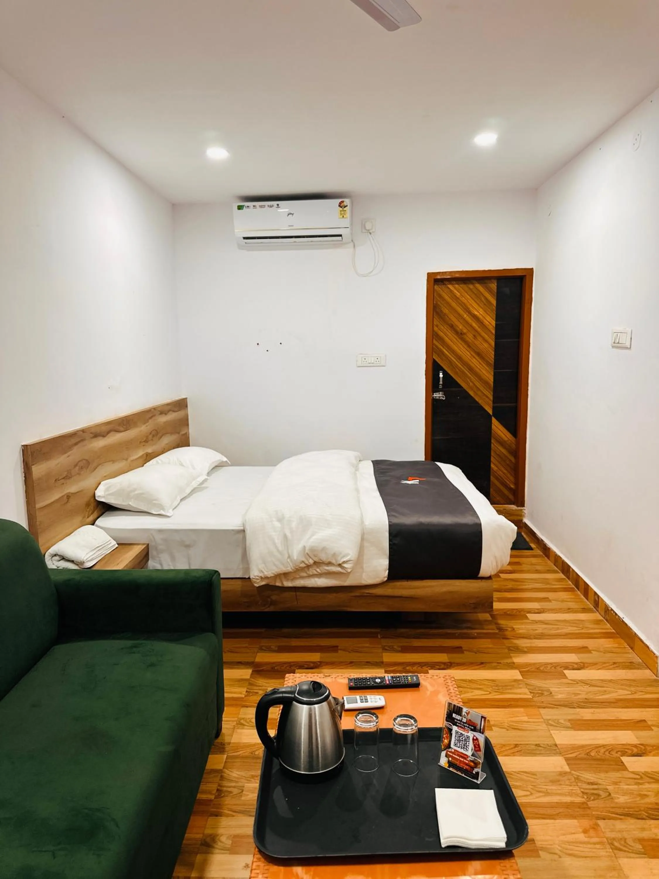 Bedroom, Bed in K7 Hotel & Restaurant