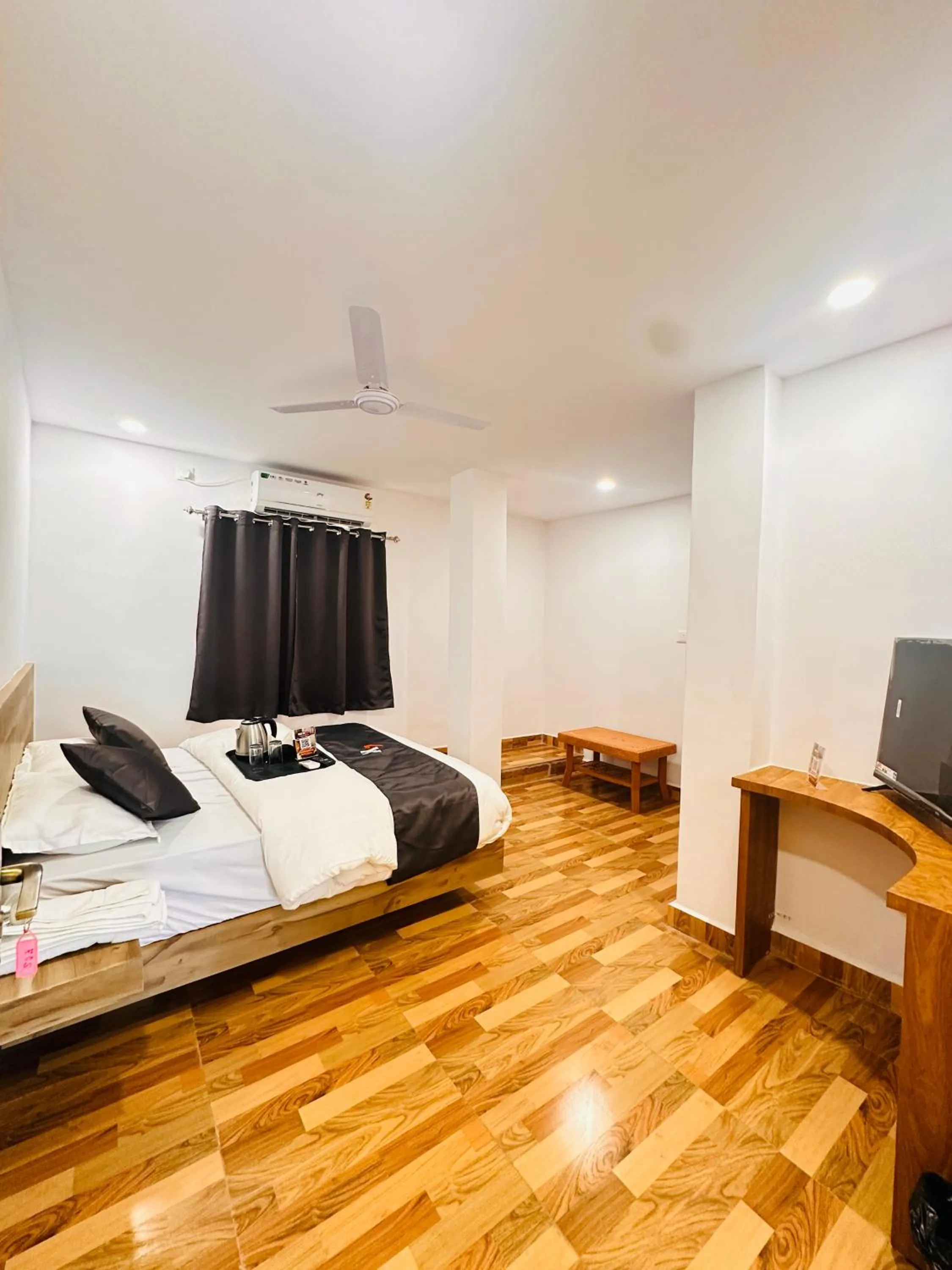 Bed in K7 Hotel & Restaurant