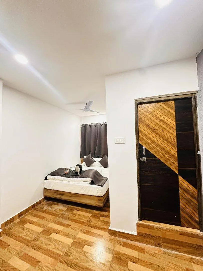 Photo of the whole room, Bed in K7 Hotel & Restaurant