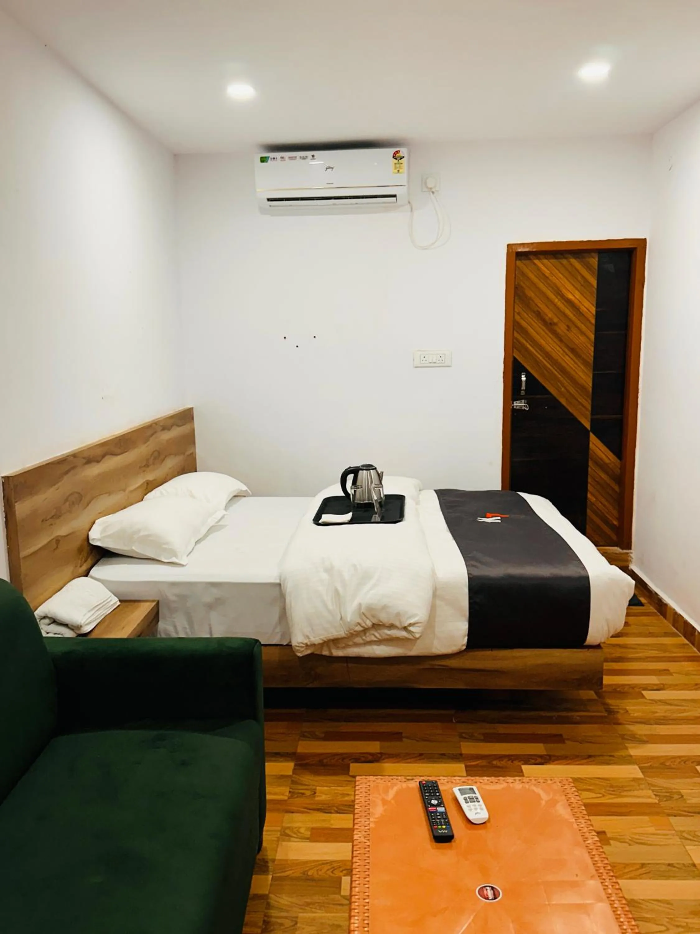 Bed in K7 Hotel & Restaurant