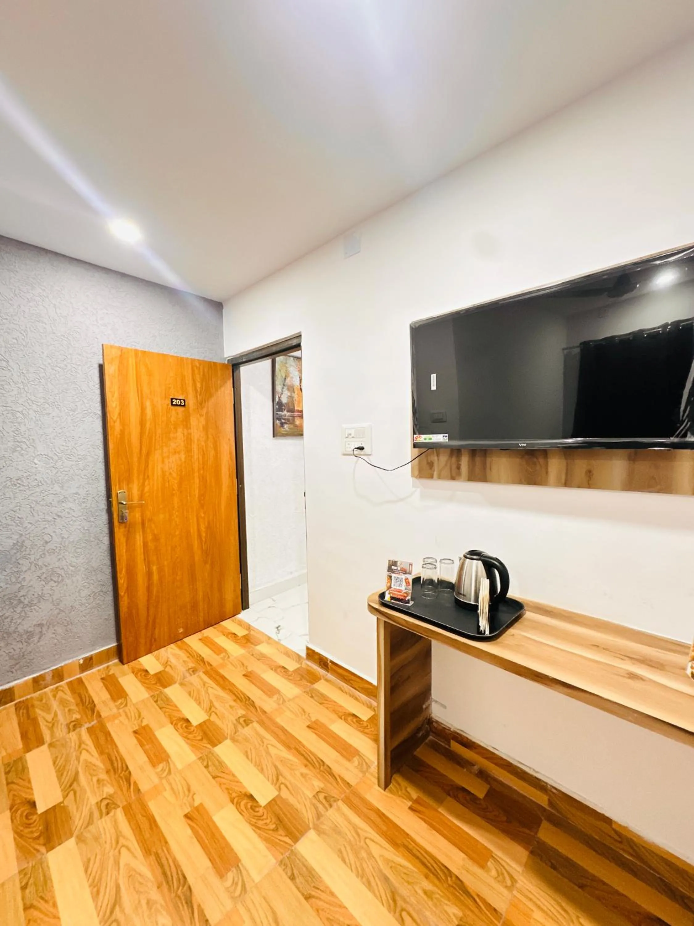 TV and multimedia in K7 Hotel & Restaurant