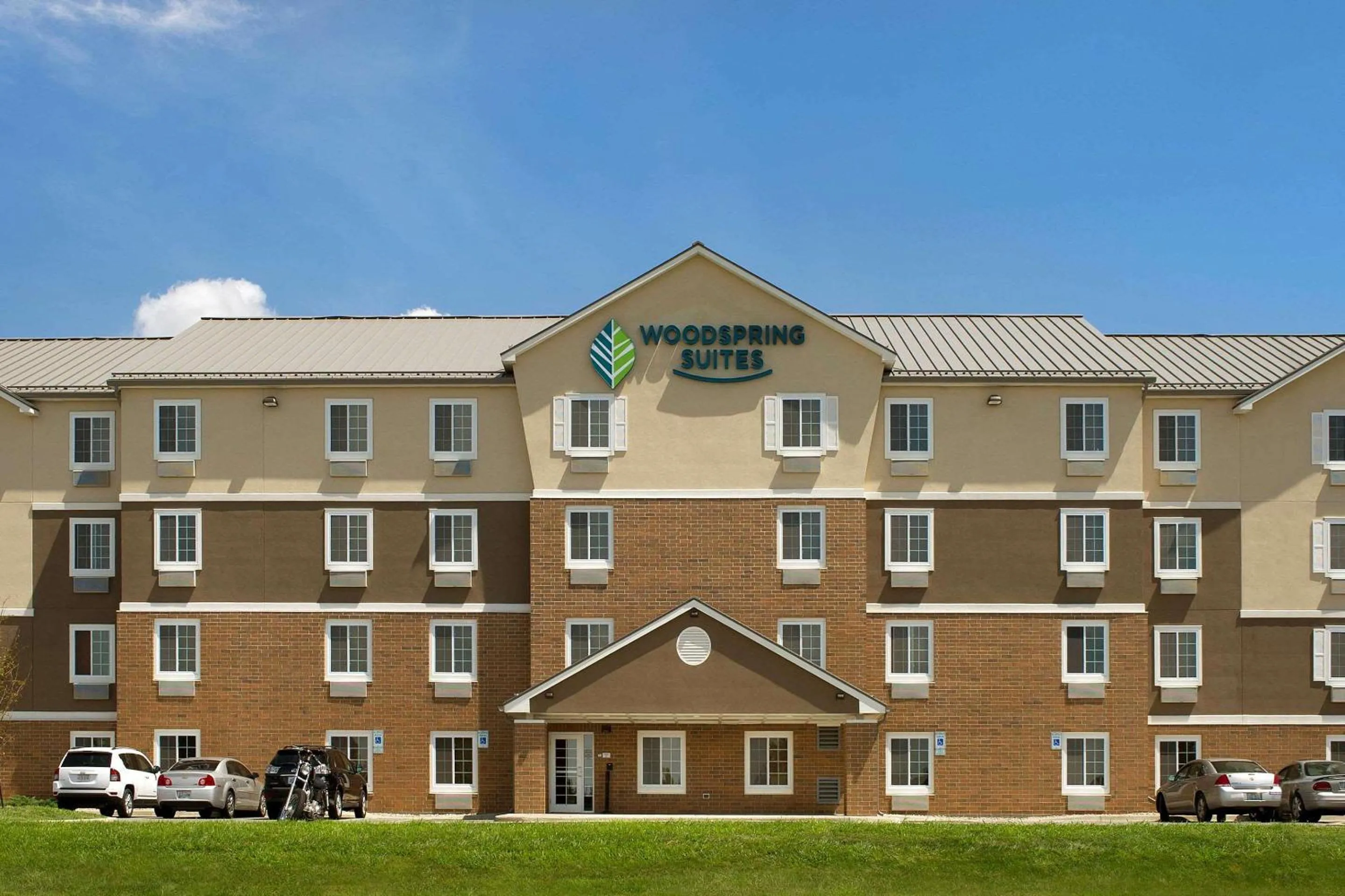 Property building in WoodSpring Suites Louisville Jeffersontown