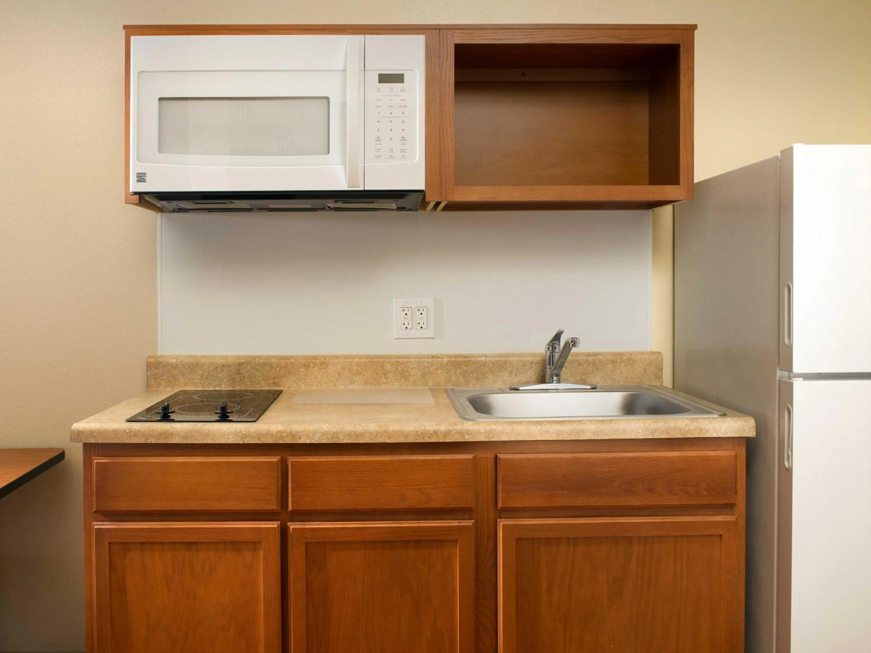 Kitchen or kitchenette in WoodSpring Suites Louisville Jeffersontown