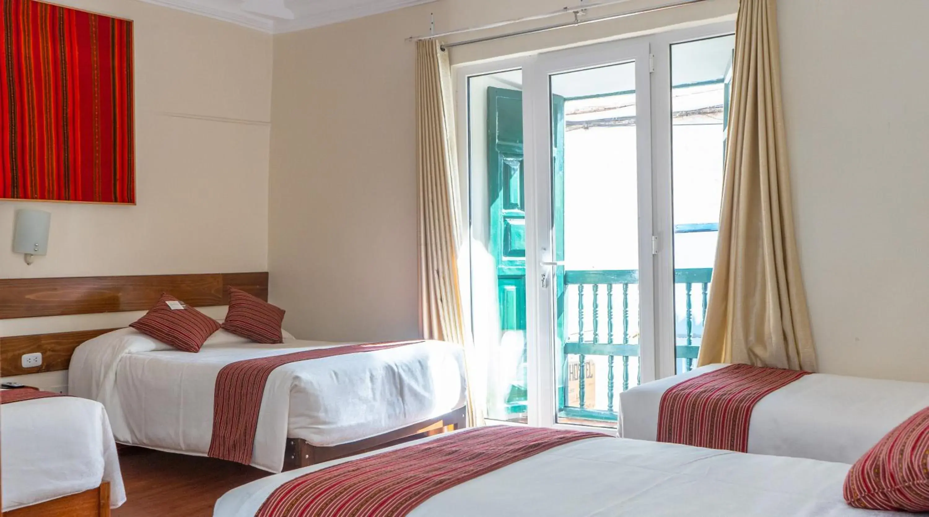 Quadruple Room in La Casona Real Cusco Quadruple Room in La Casona Real Cusco