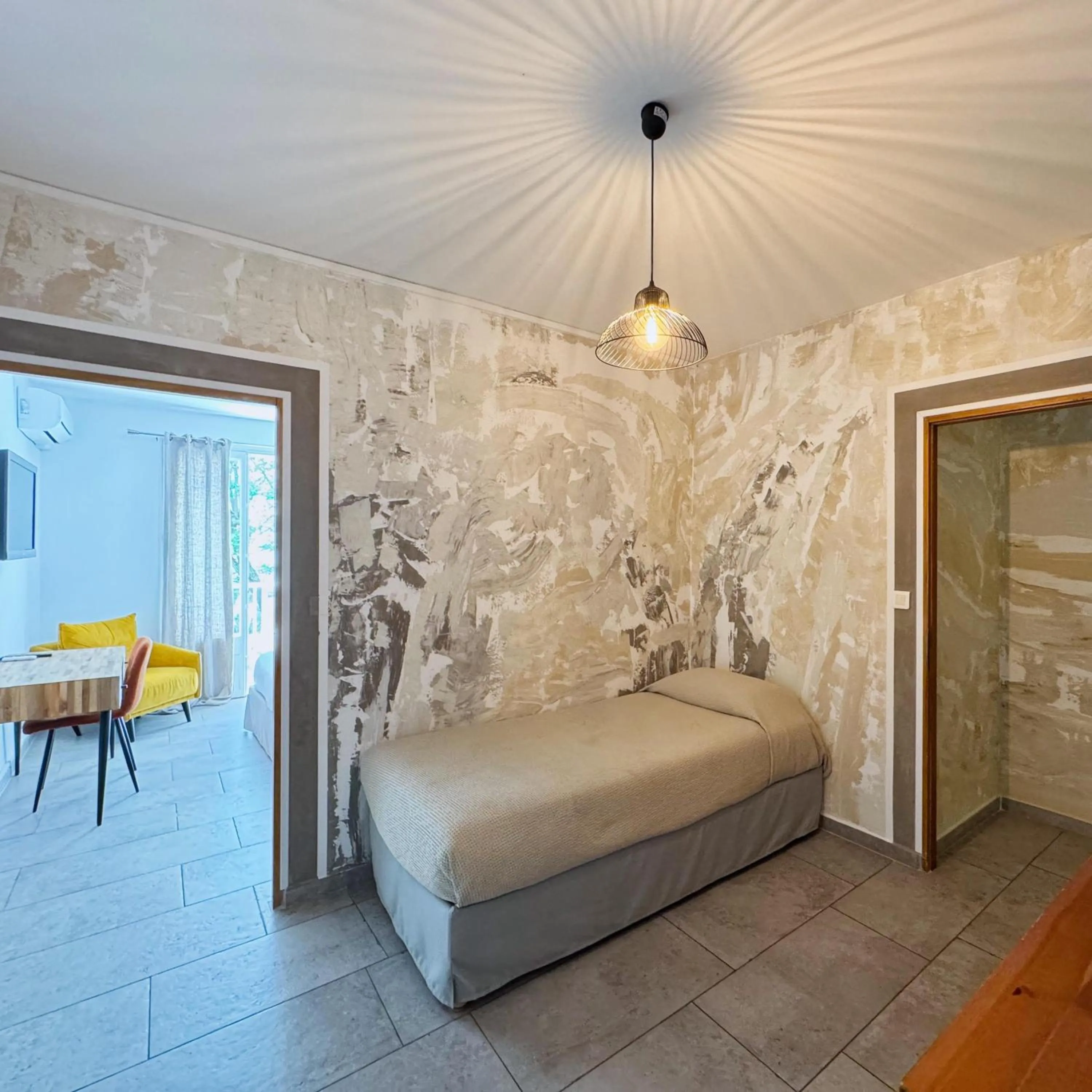 Bedroom, Bed in Best Western Hotel Casa Bianca, Piscine Intérieure et Extérieure