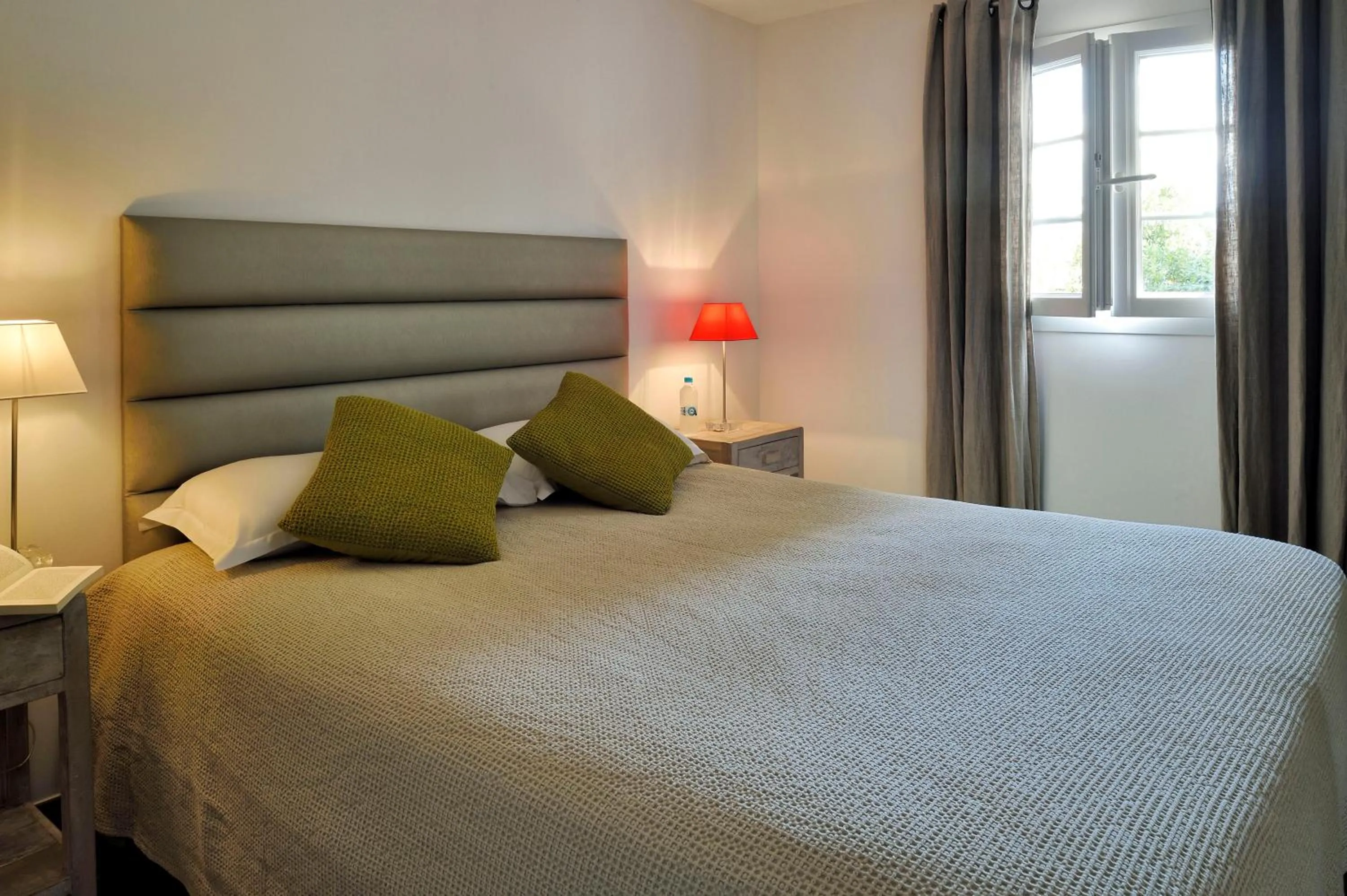 Bedroom, Bed in Best Western Hotel Casa Bianca, Piscine Intérieure et Extérieure