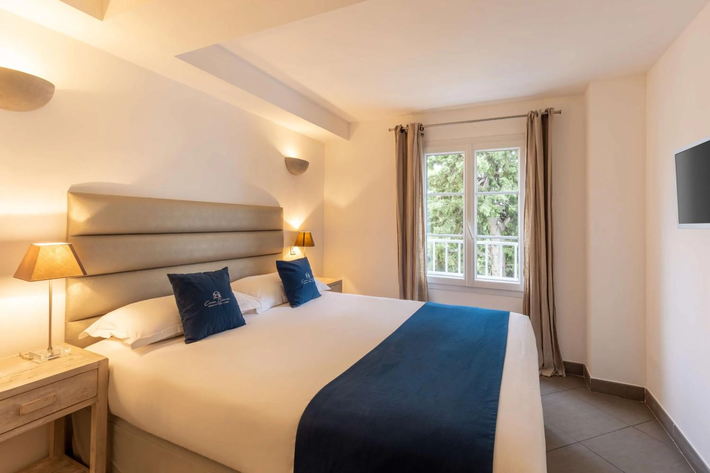 Bedroom, Bed in Best Western Hotel Casa Bianca, Piscine Intérieure et Extérieure