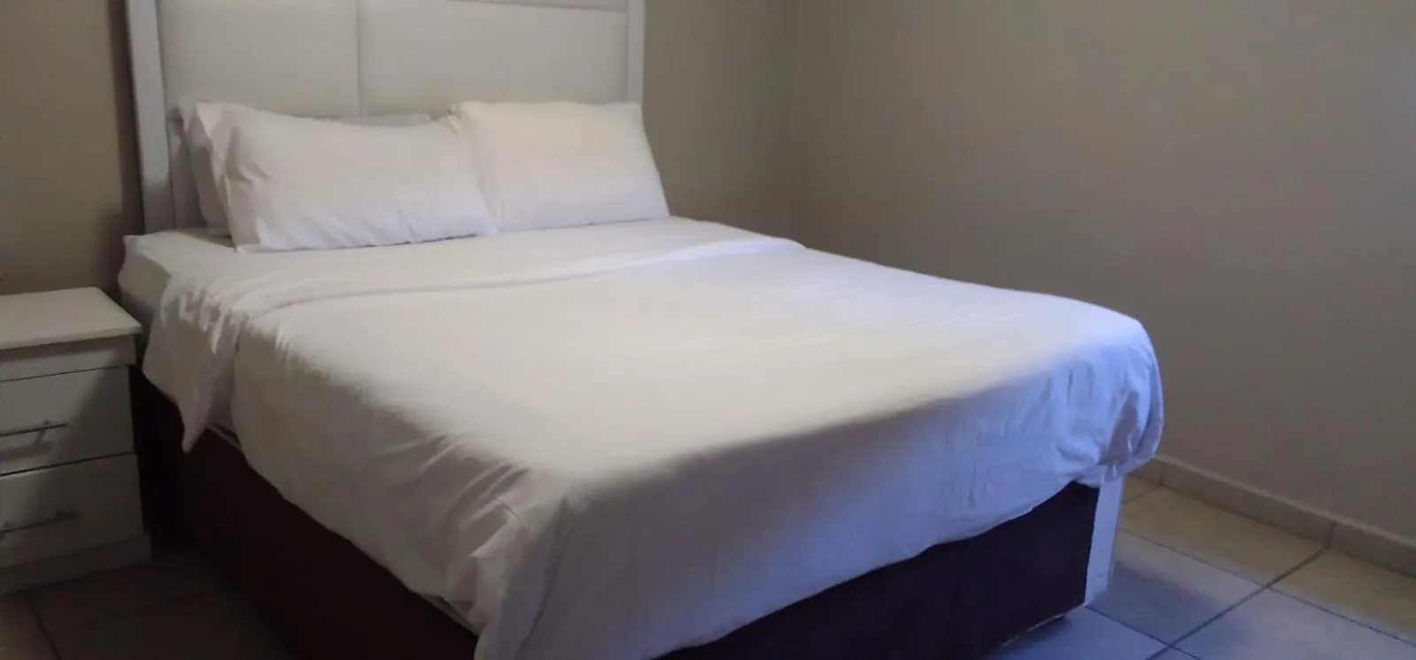 Central Sandton Rooms Nowifi