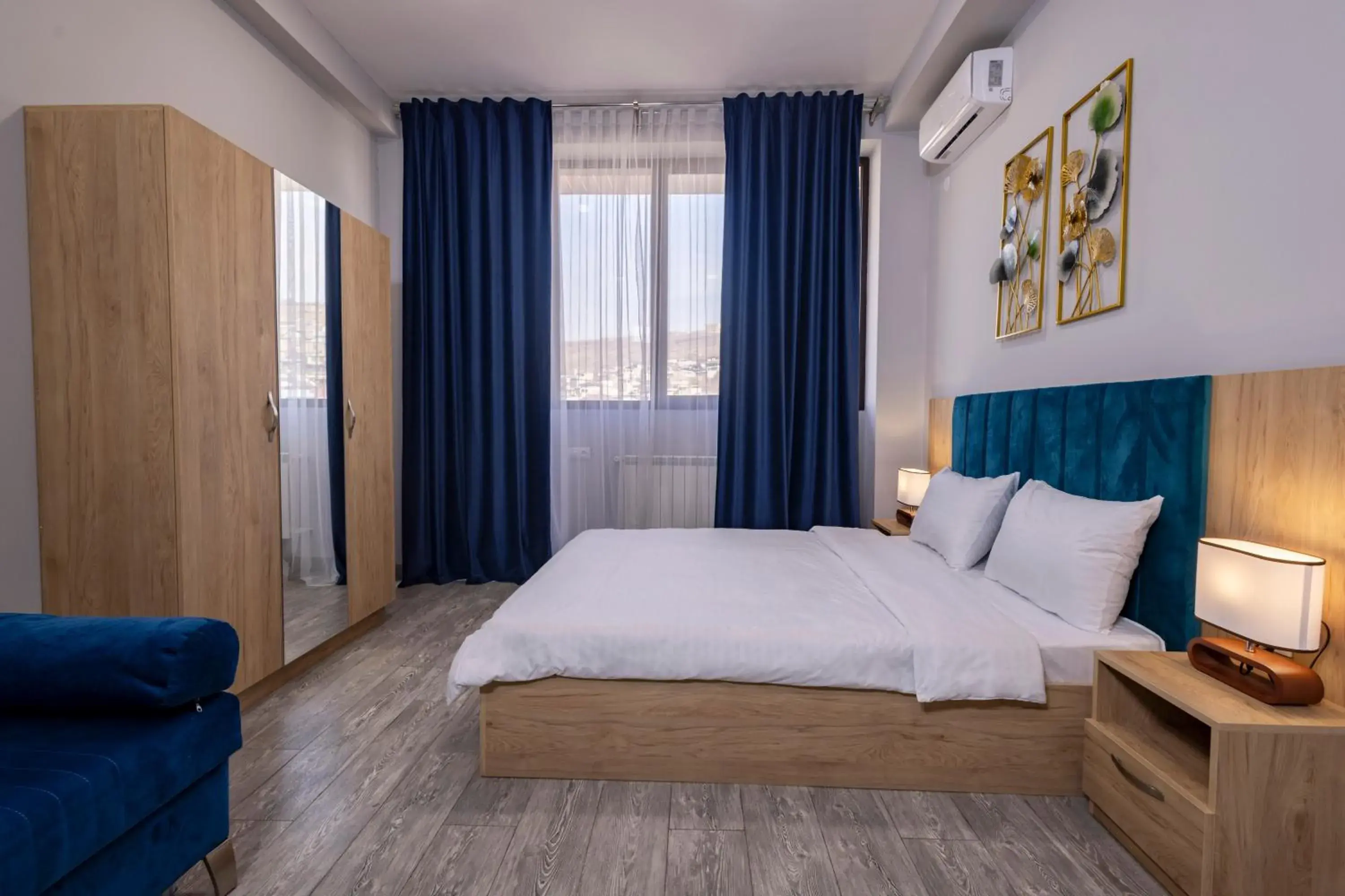 Deluxe Double Room with Balcony - single occupancy in Horizon Hotel, Yerevan Deluxe Double Room with Balcony - single occupancy in Horizon Hotel, Yerevan