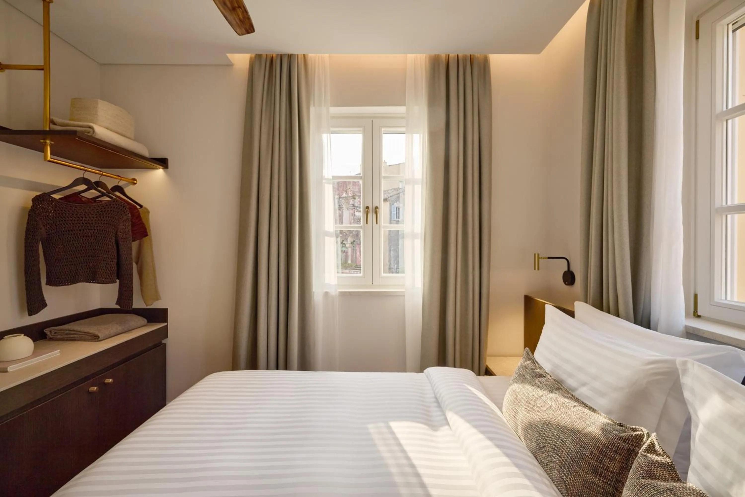 Bedroom, Bed in The Calliston