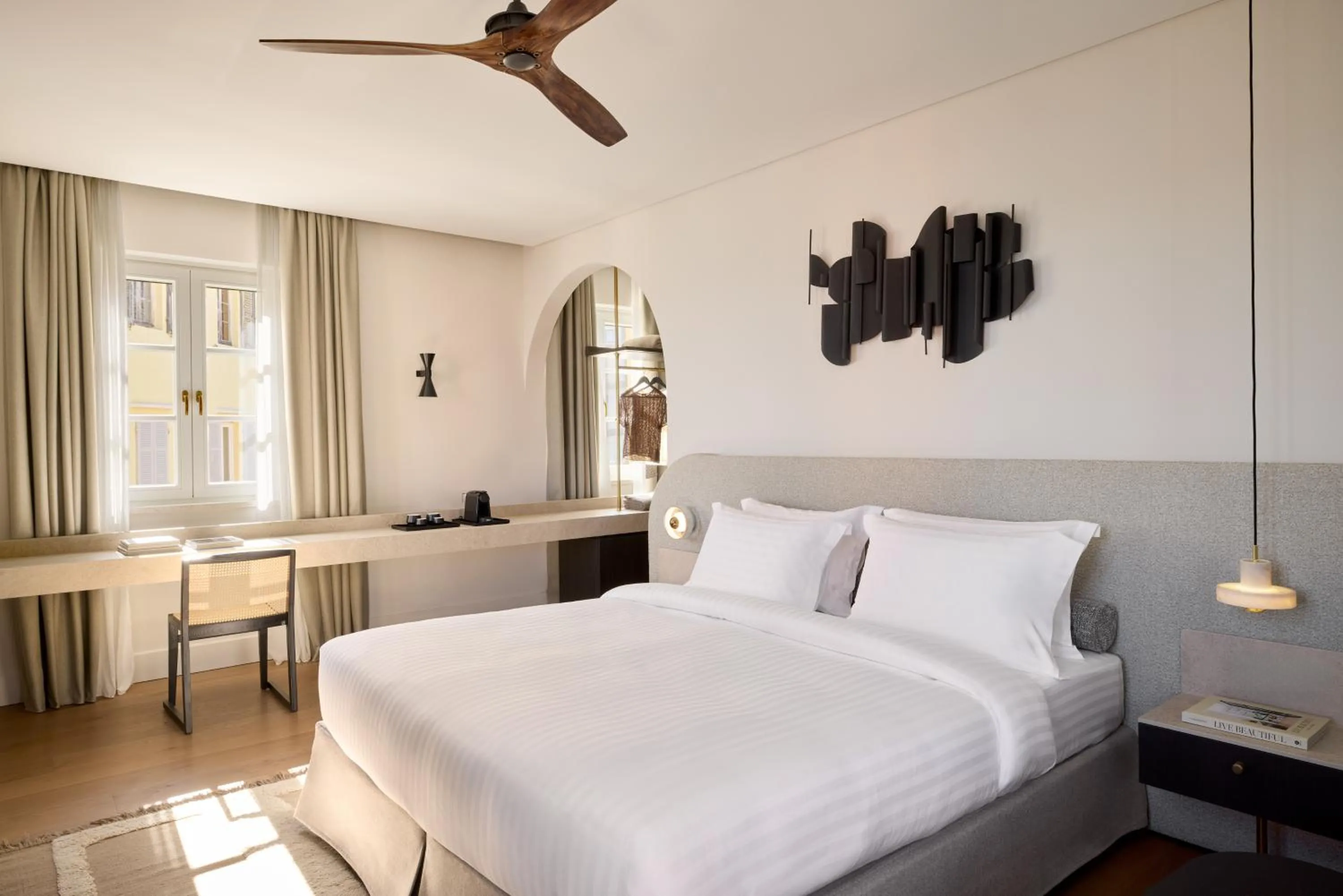 Bed in The Calliston