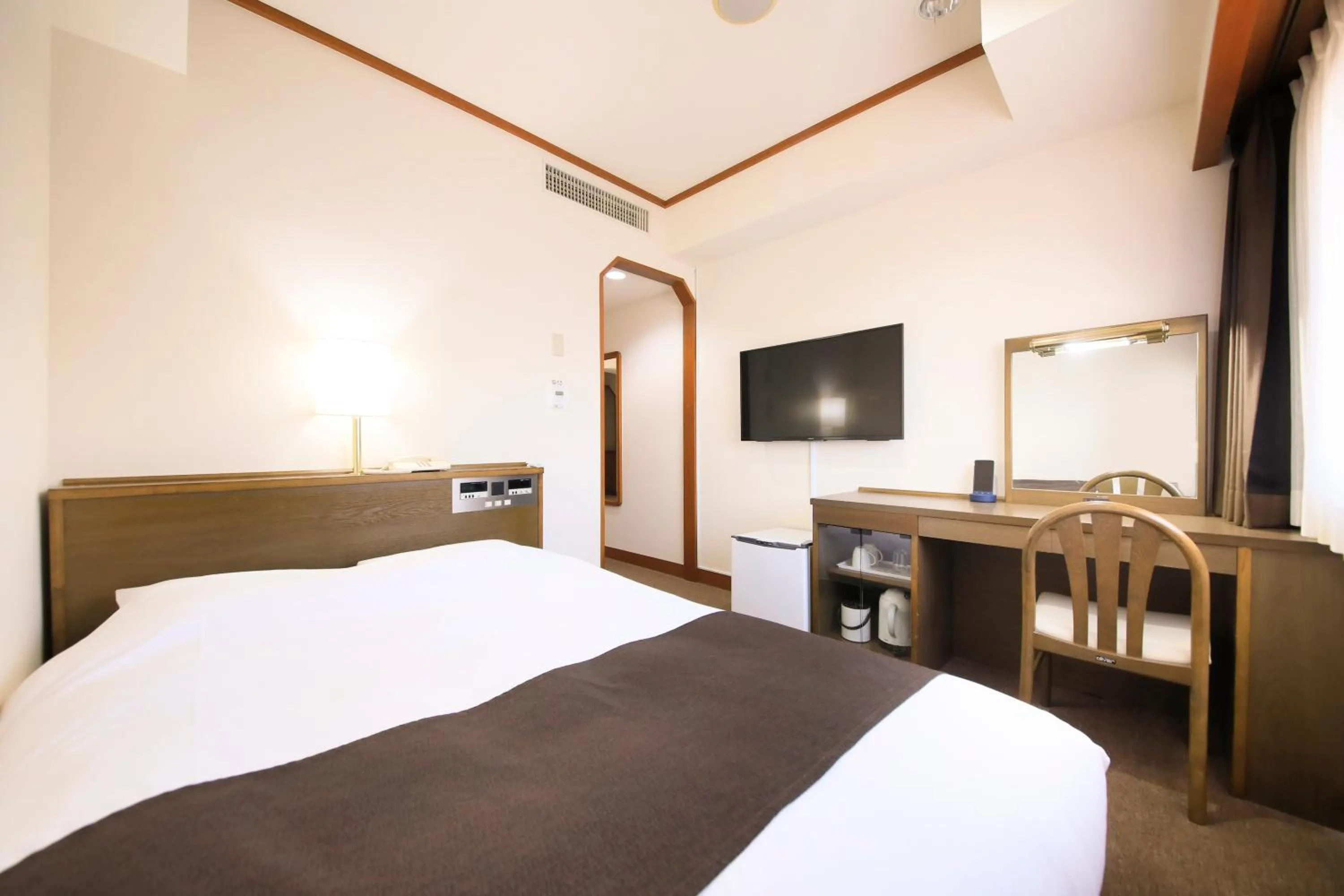 Bed in Maple Inn Makuhari