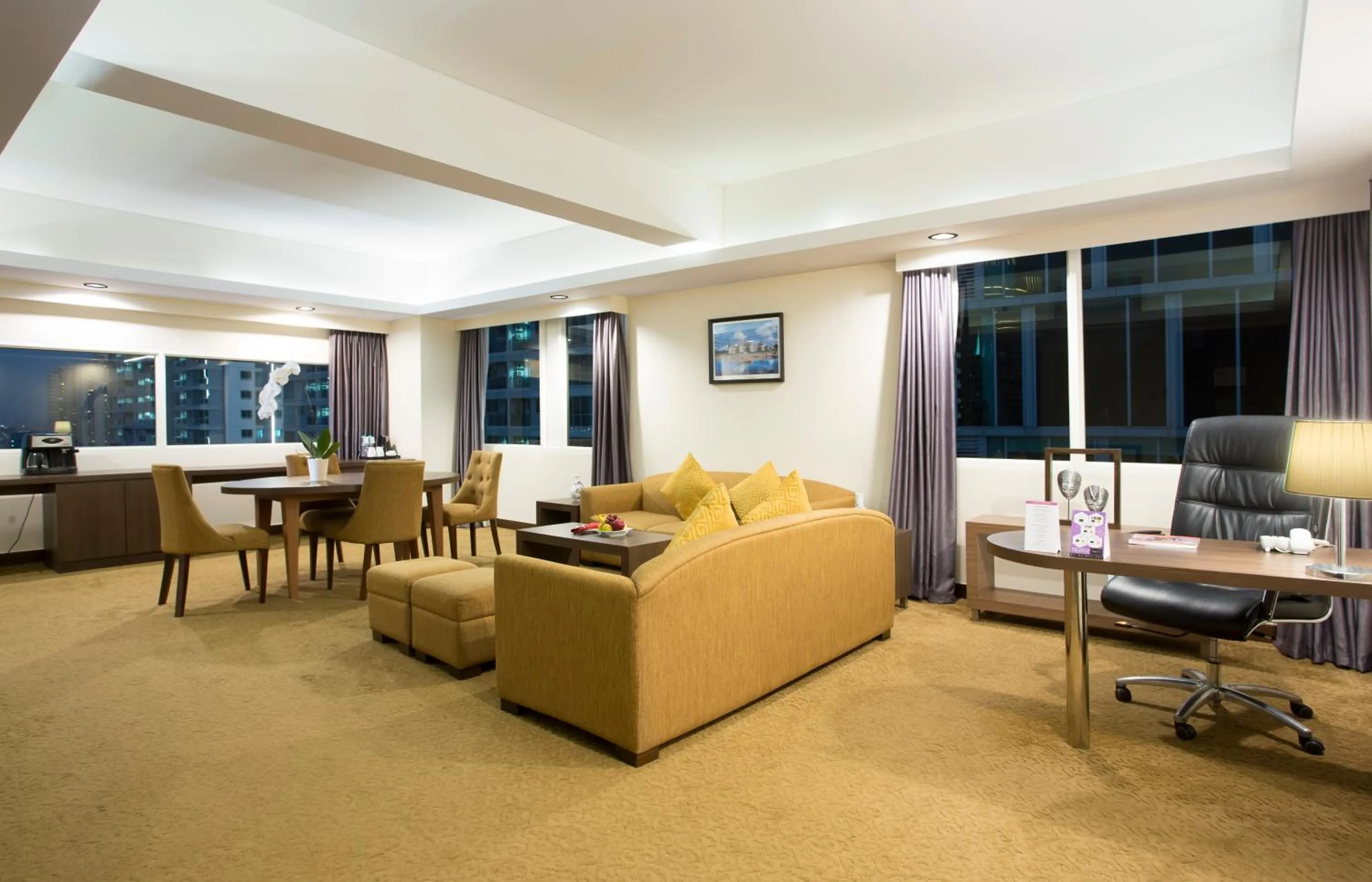 Living room in Swiss-Belinn Kemayoran