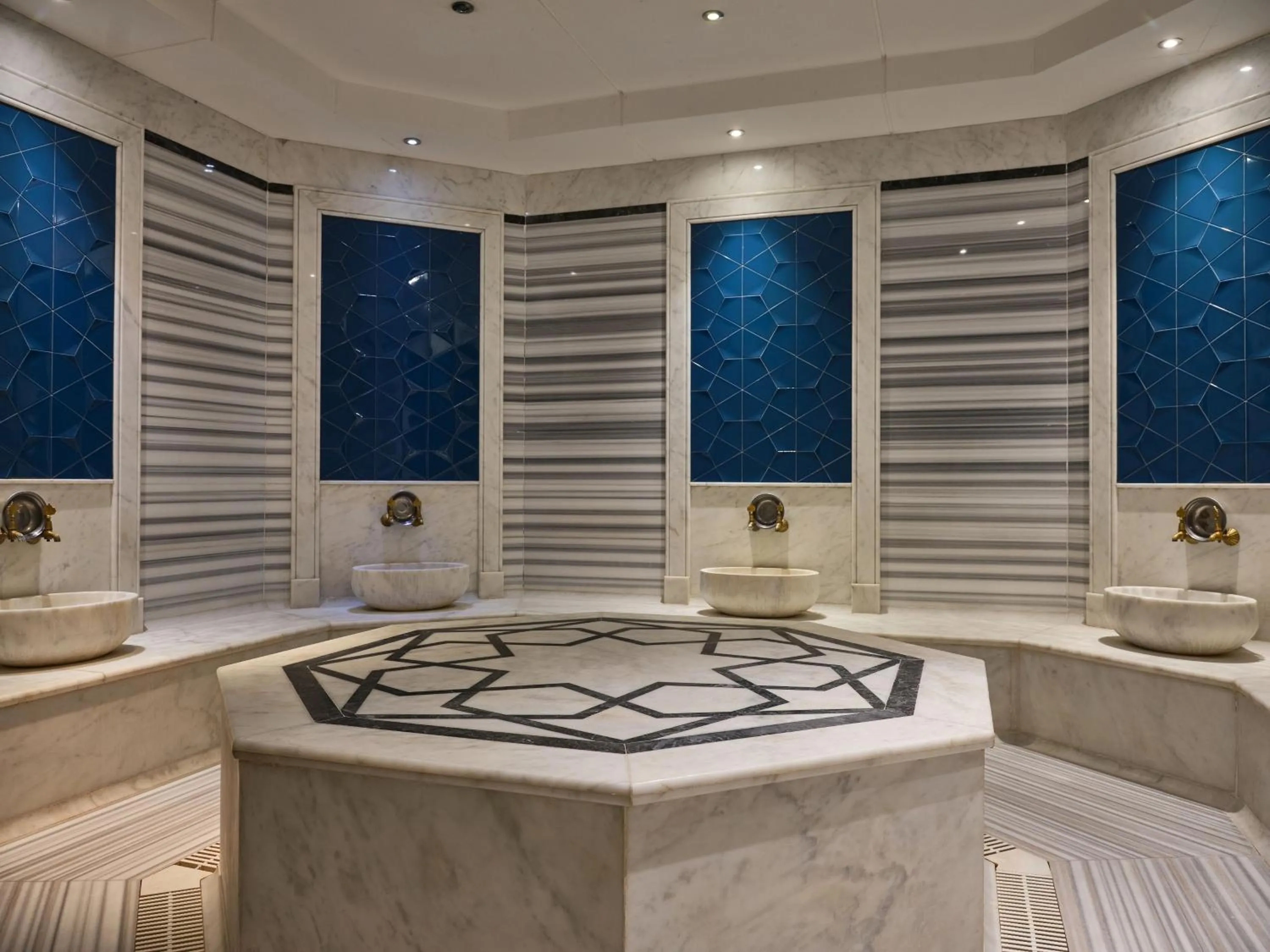 Qafqaz Tufandag Mountain Resort Hotel