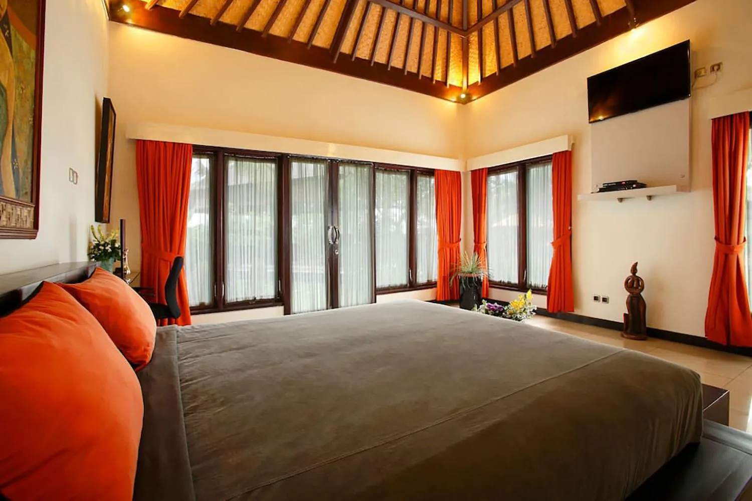 Bedroom, Bed in Villa L'Orange Bali