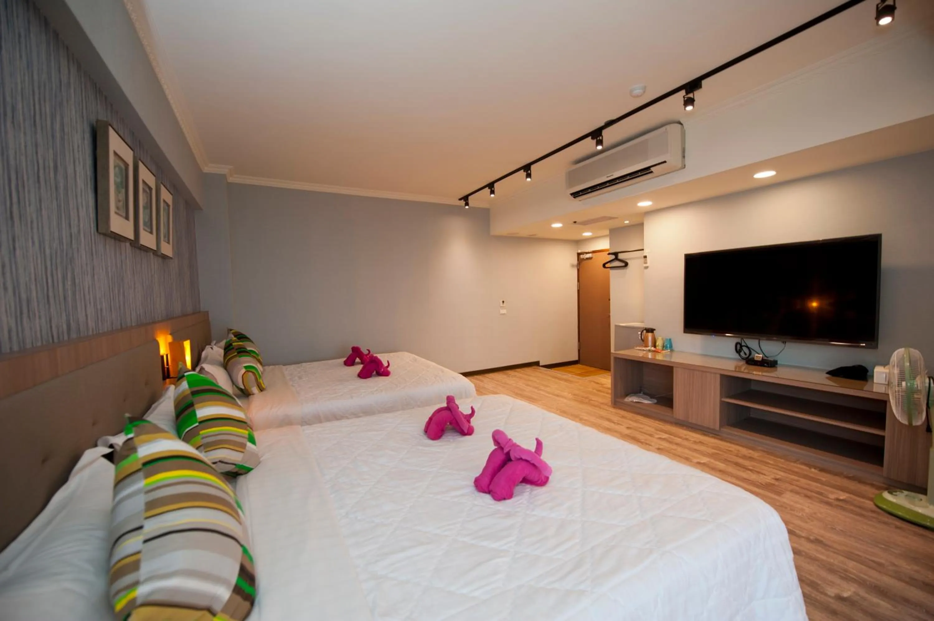 Bed in 墾丁品喬旅店