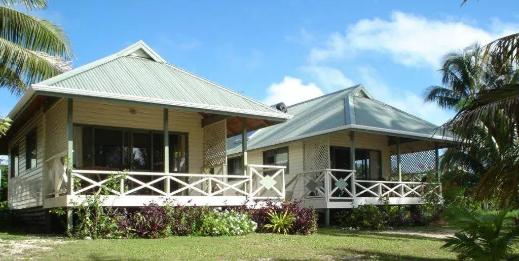 Paparei Beachfront Bungalows, Aitutaki Paparei Beachfront Bungalows, Aitutaki