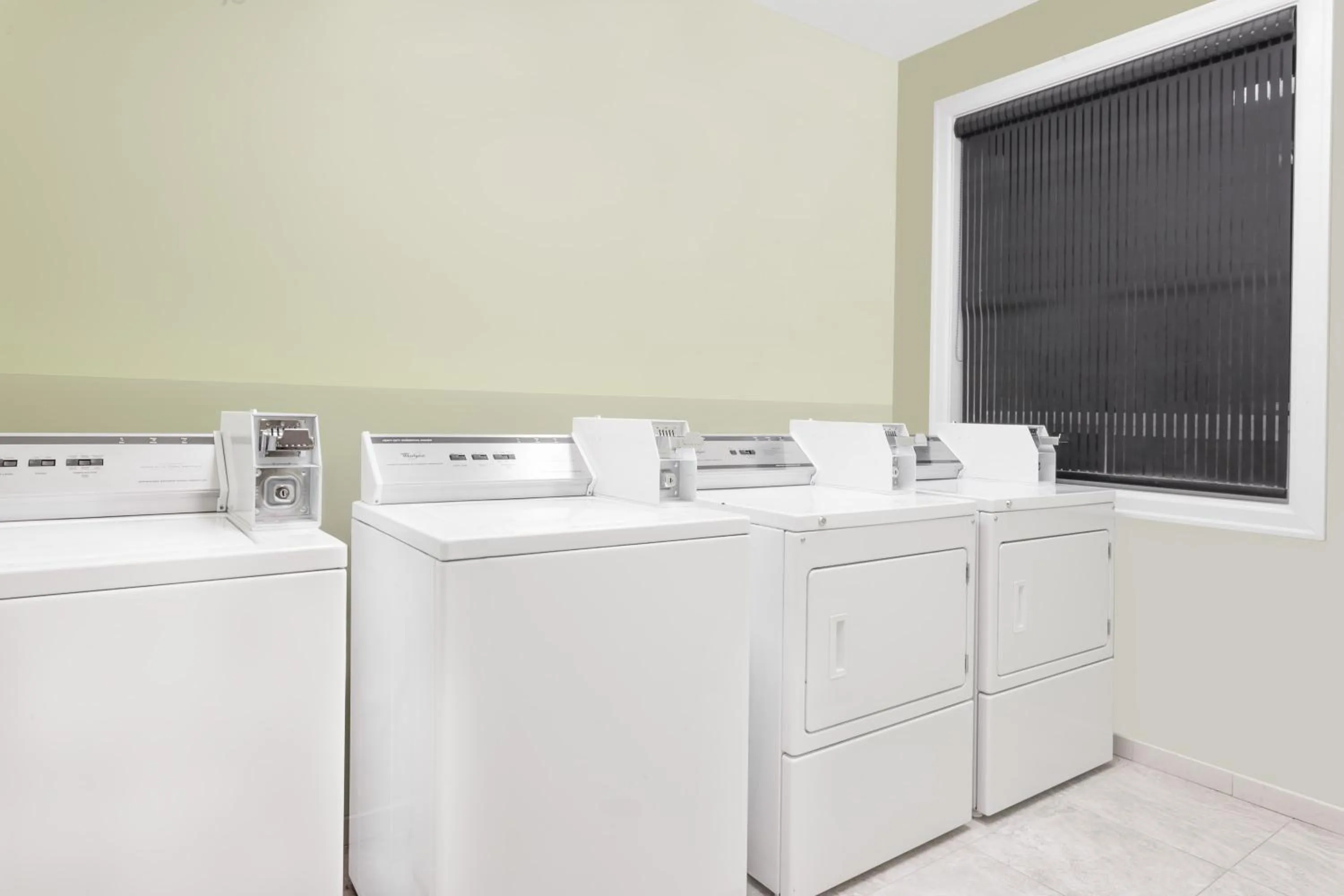 laundry in Ramada by Wyndham Carlyle