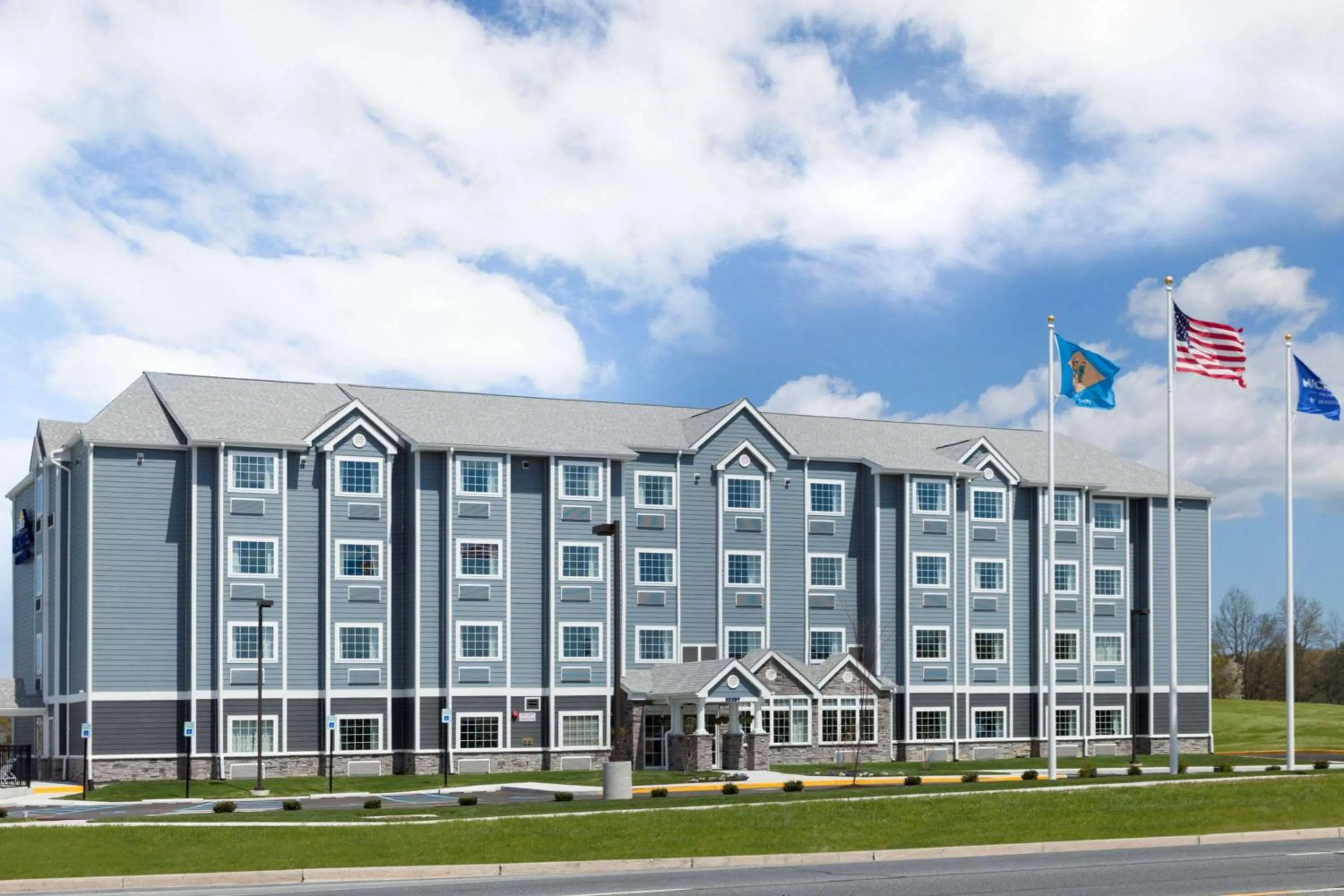 Property building in Microtel Inn & Suites by Wyndham Georgetown Delaware Beaches