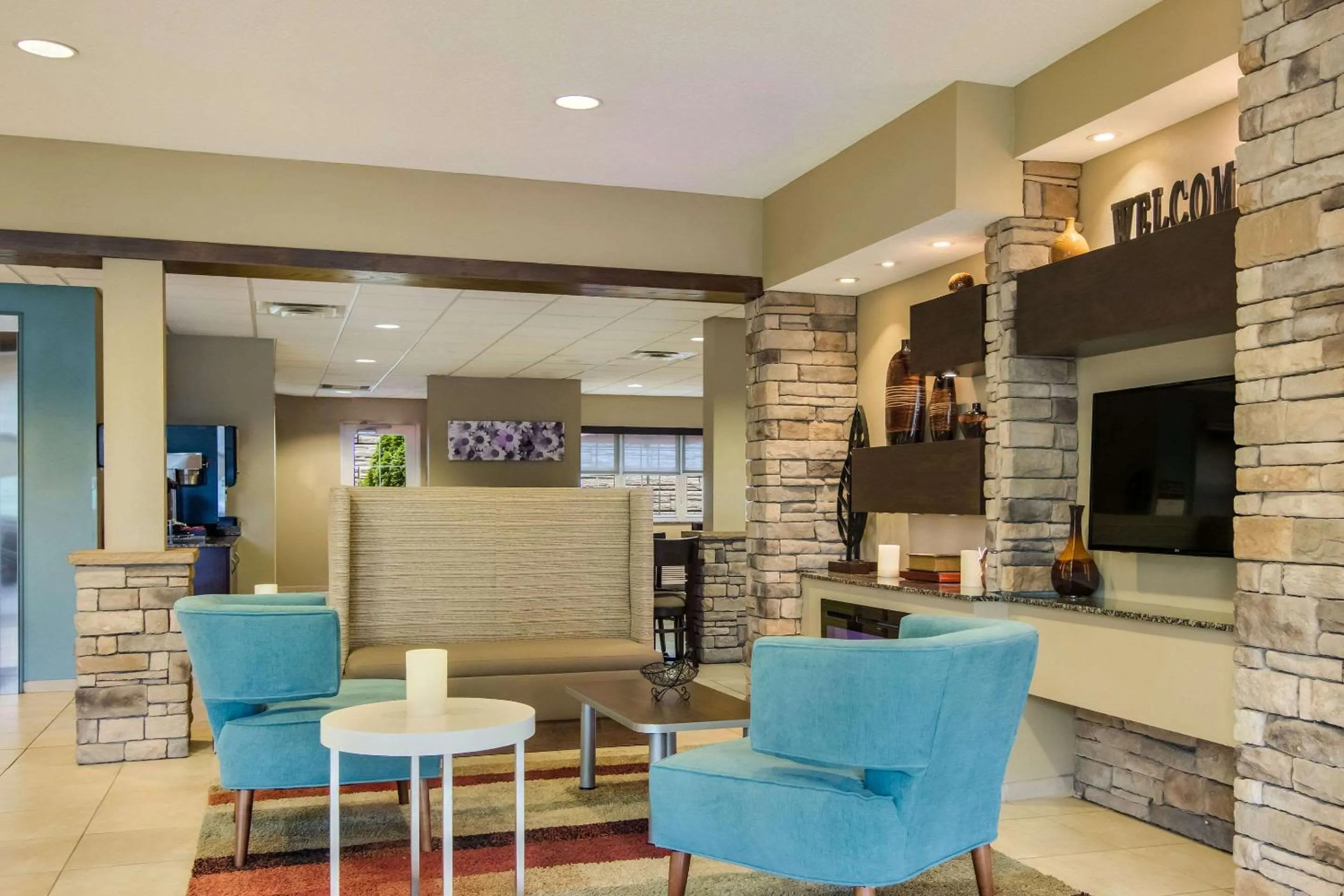 Lobby or reception in Sleep Inn & Suites Steubenville at the University