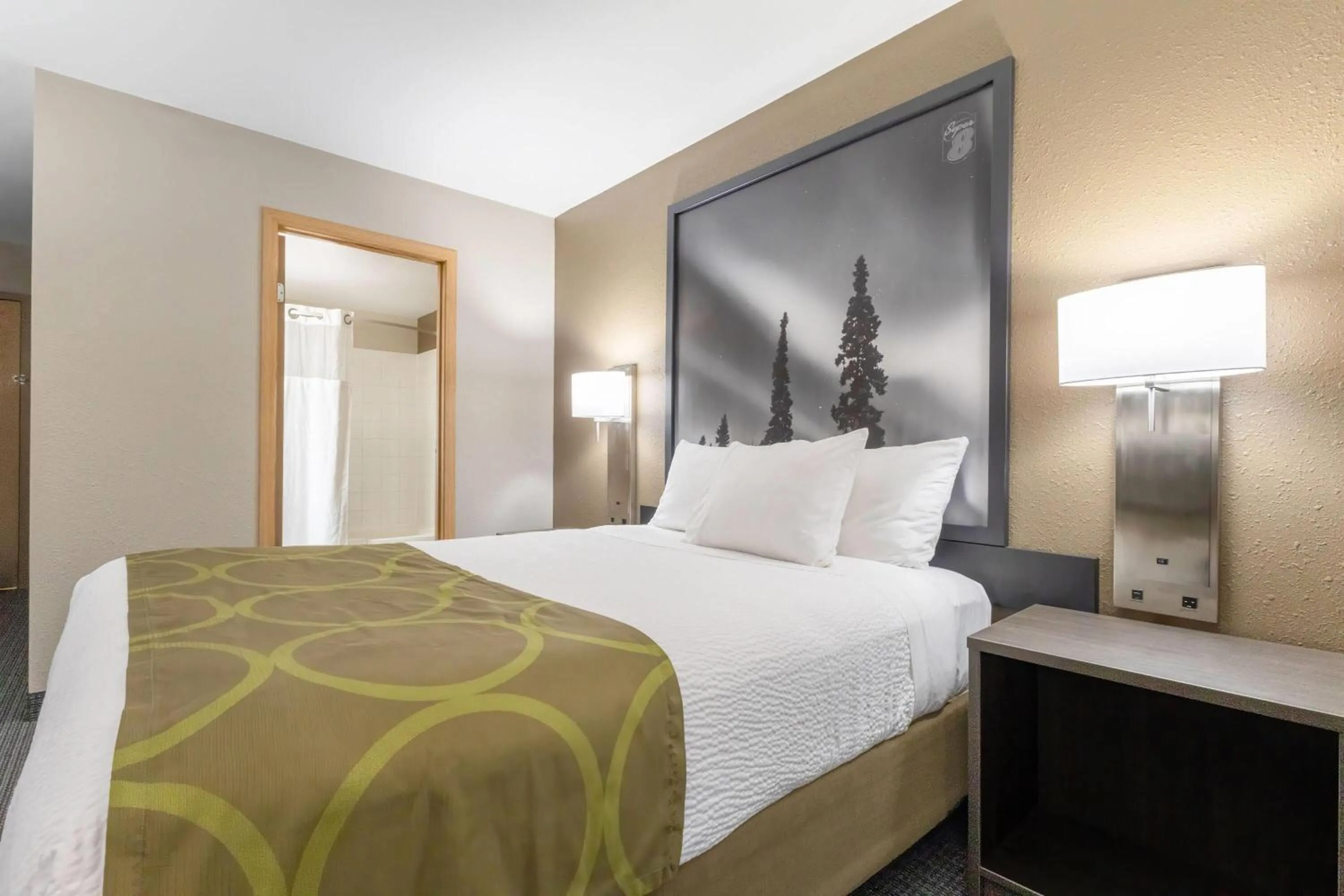 Bed in Super 8 by Wyndham Prince Albert