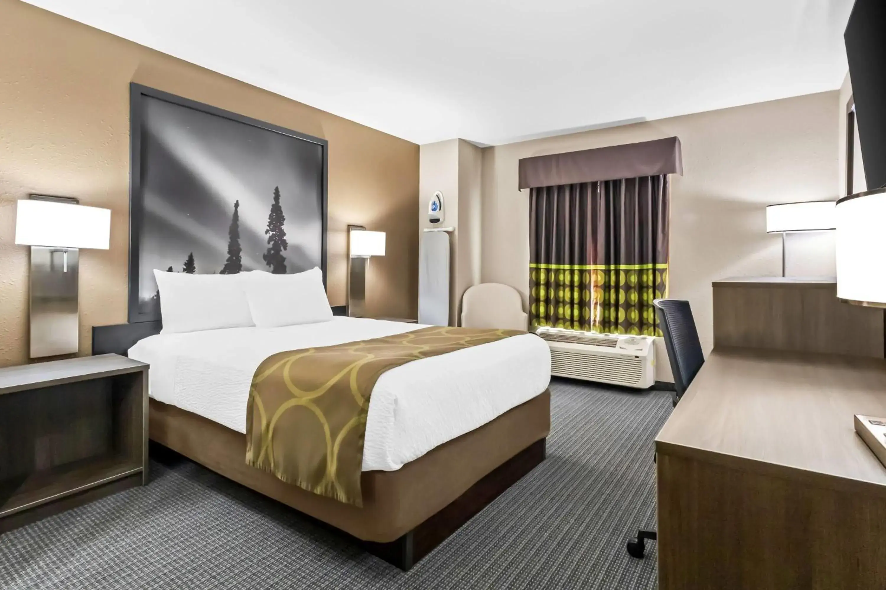 Queen Room - Non-Smoking in Super 8 by Wyndham Prince Albert Queen Room - Non-Smoking in Super 8 by Wyndham Prince Albert