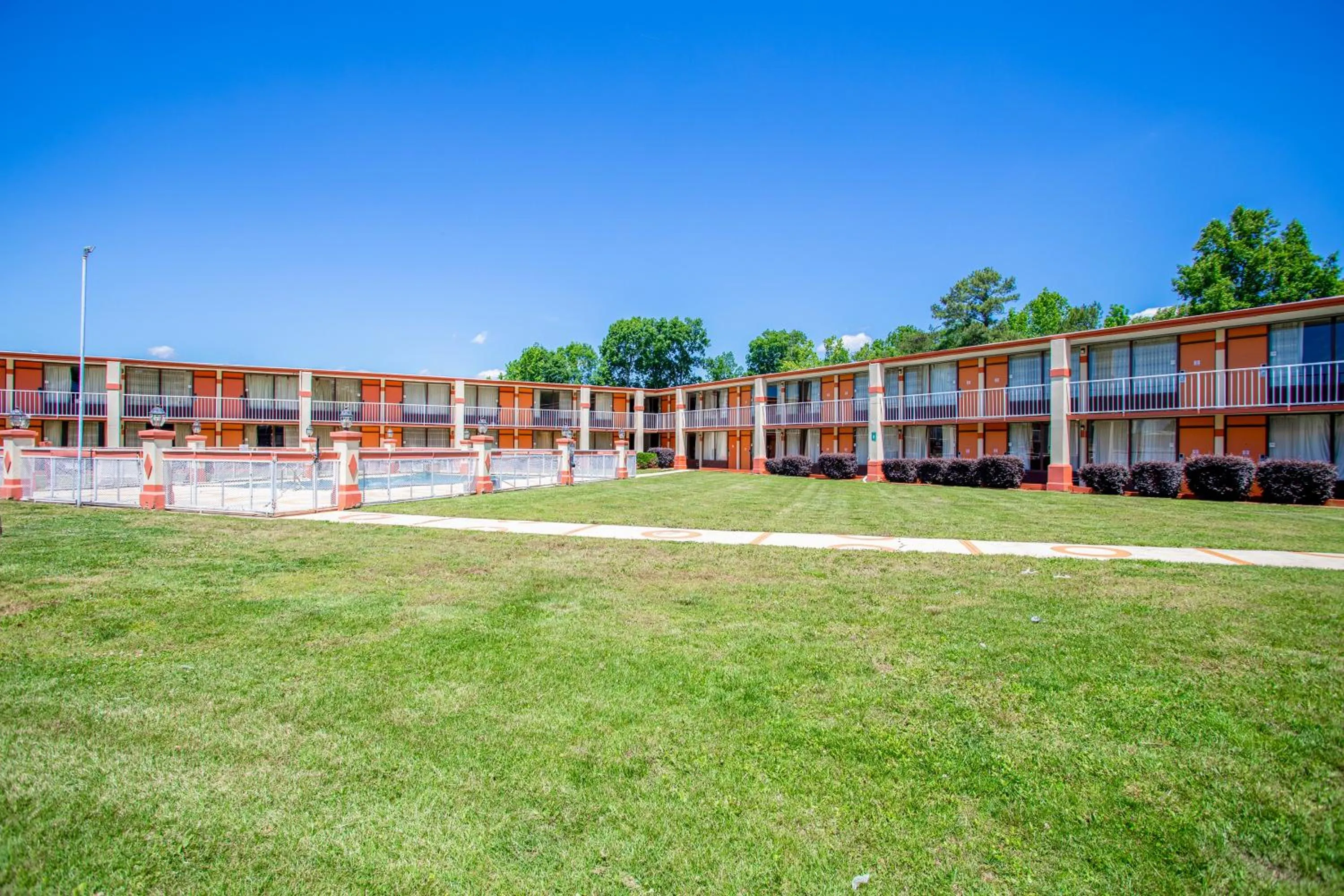 Area and facilities in OYO hotel Greensboro east I 40