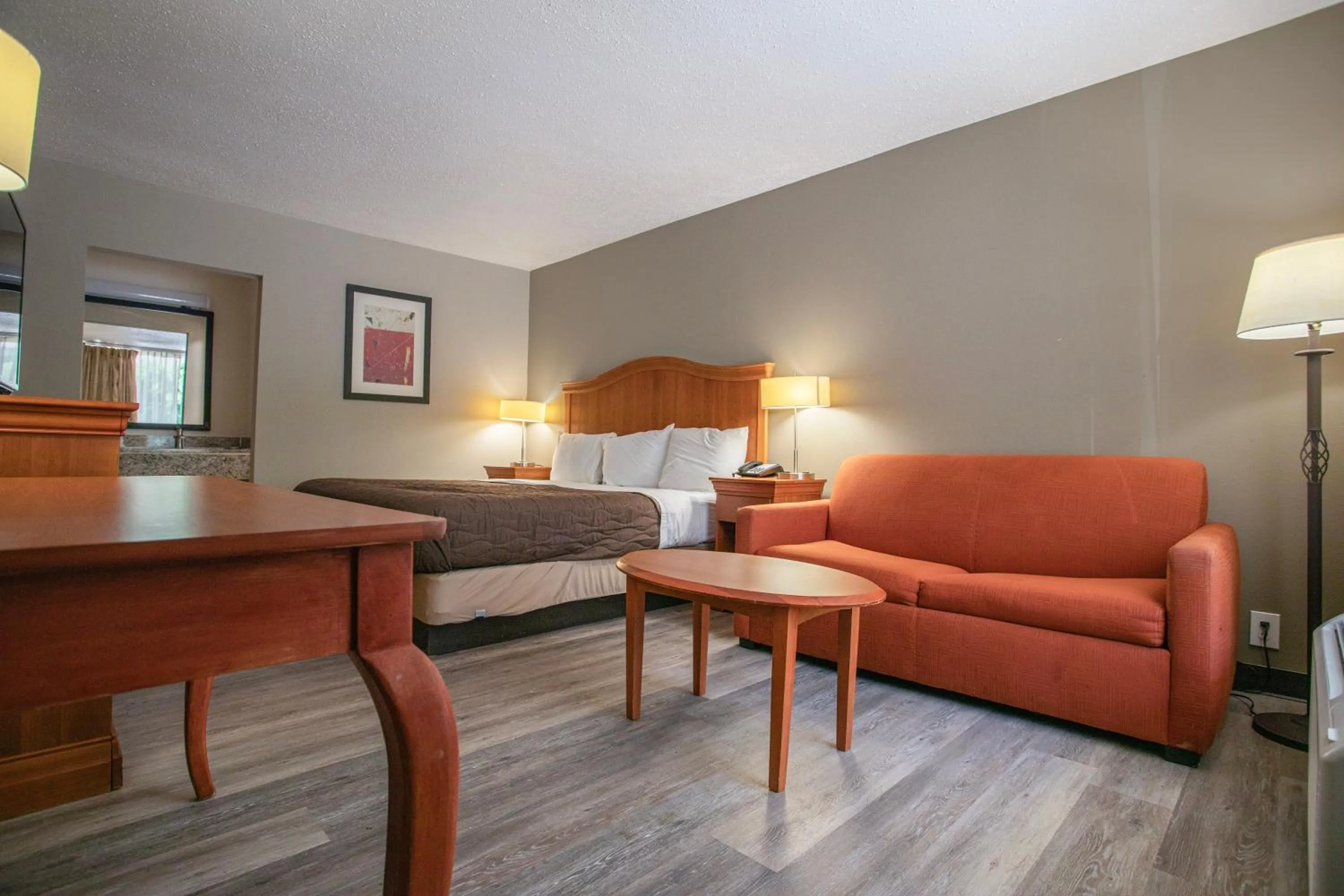 Bedroom in OYO hotel Greensboro east I 40