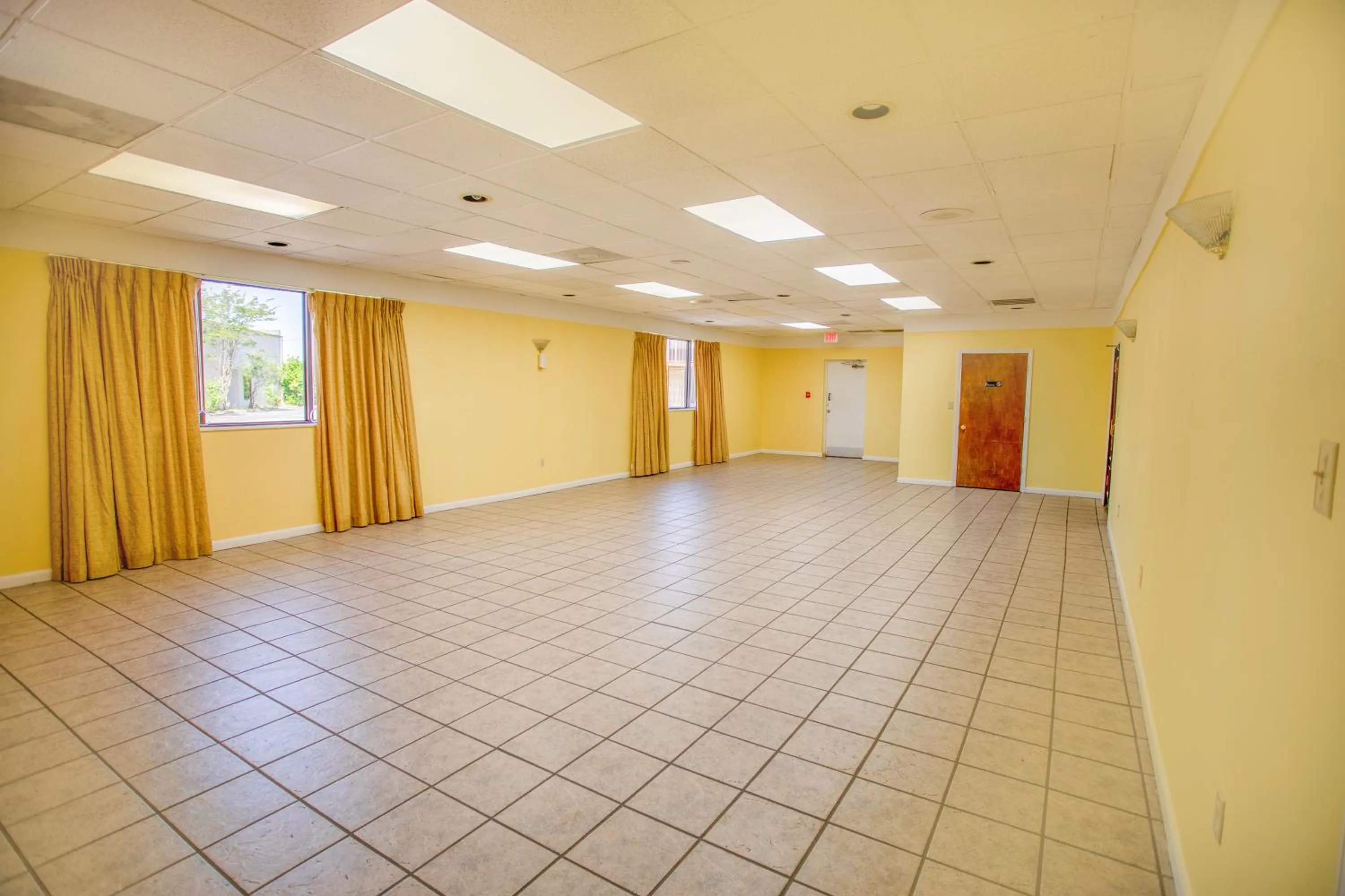 Area and facilities in OYO hotel Greensboro east I 40