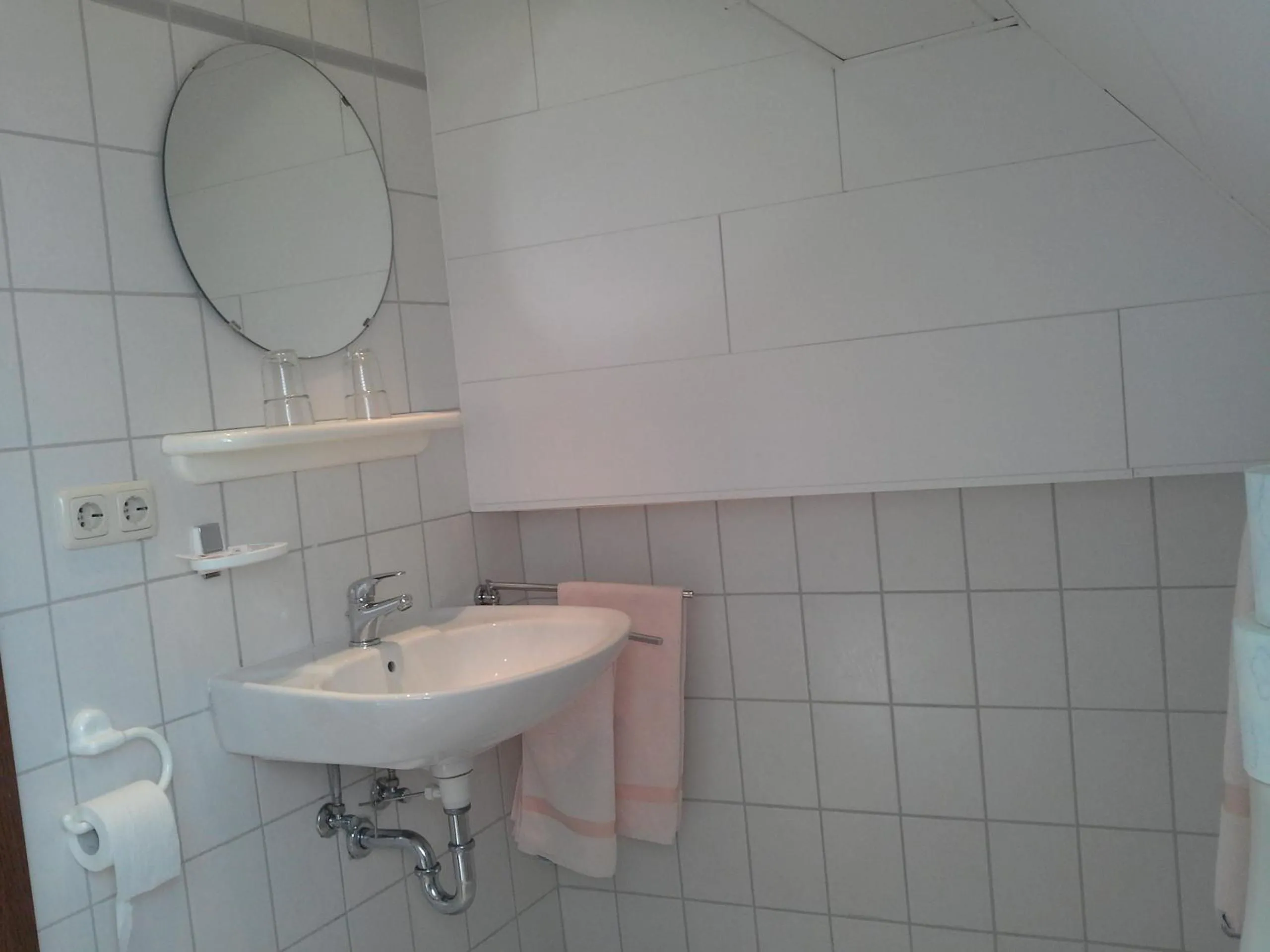 Bathroom in Weinhaus Kurtrierer Hof