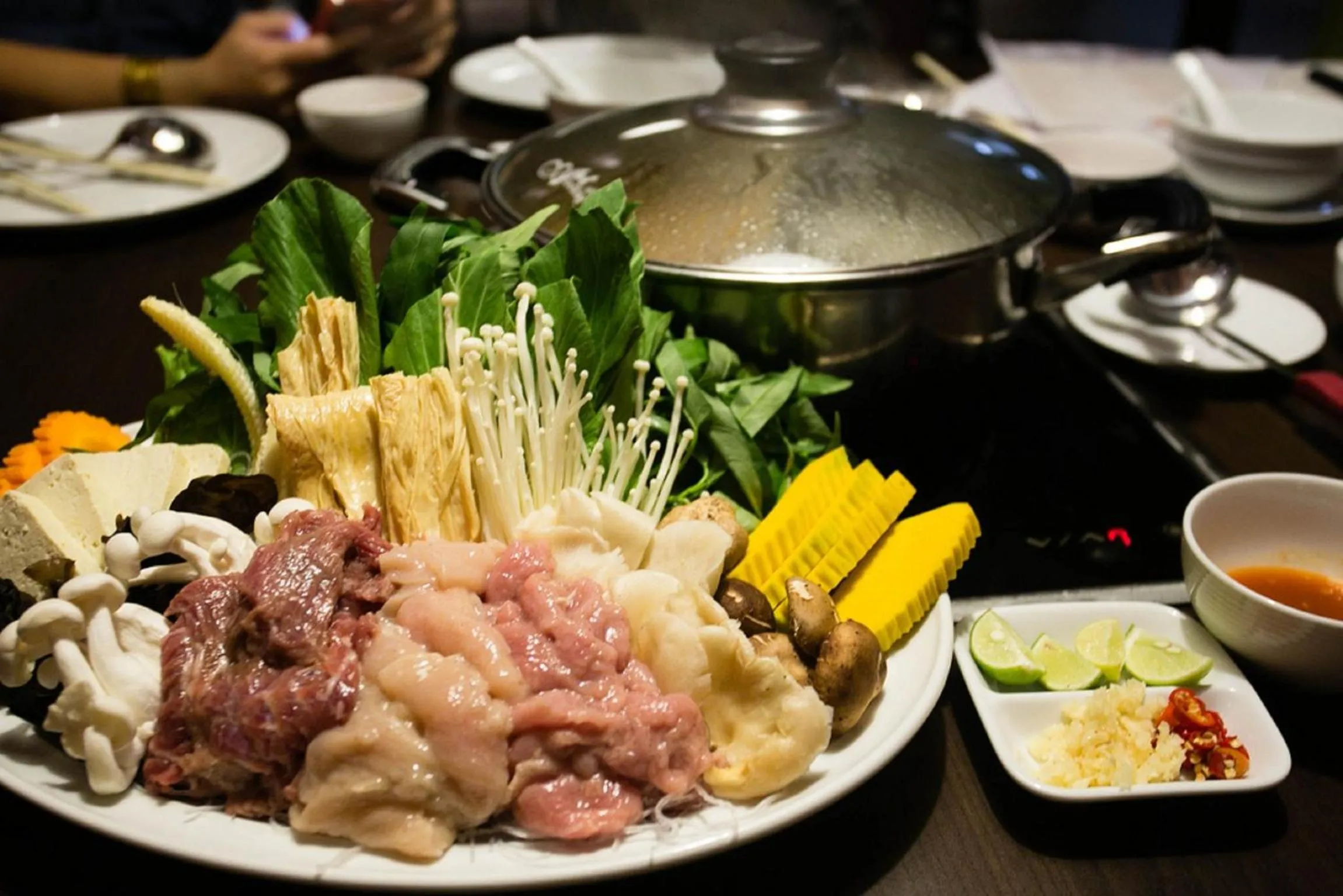 Restaurant/places to eat in Avant Apartments at The Fort