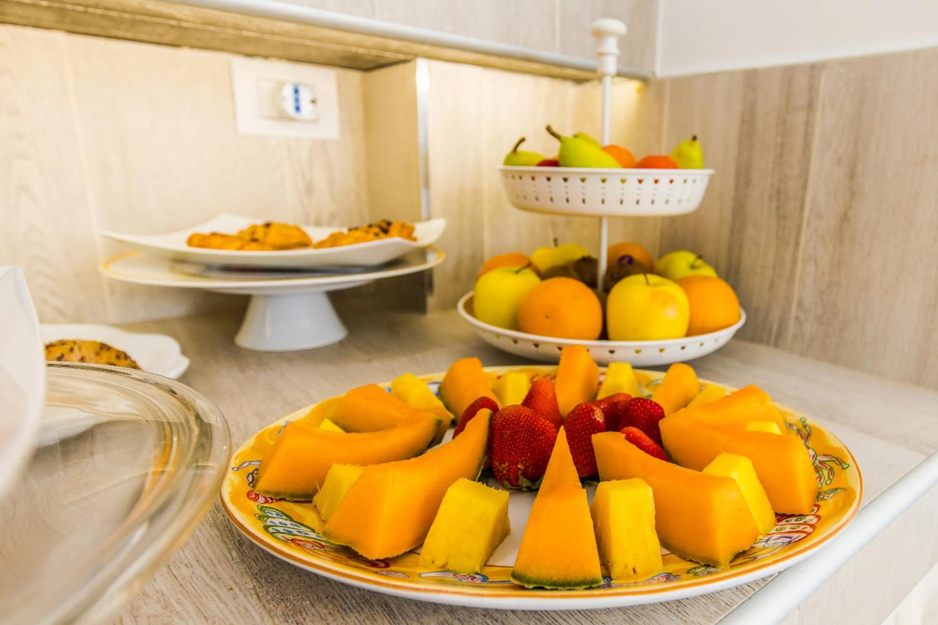 Food and drinks in Royal Boutique Hotel