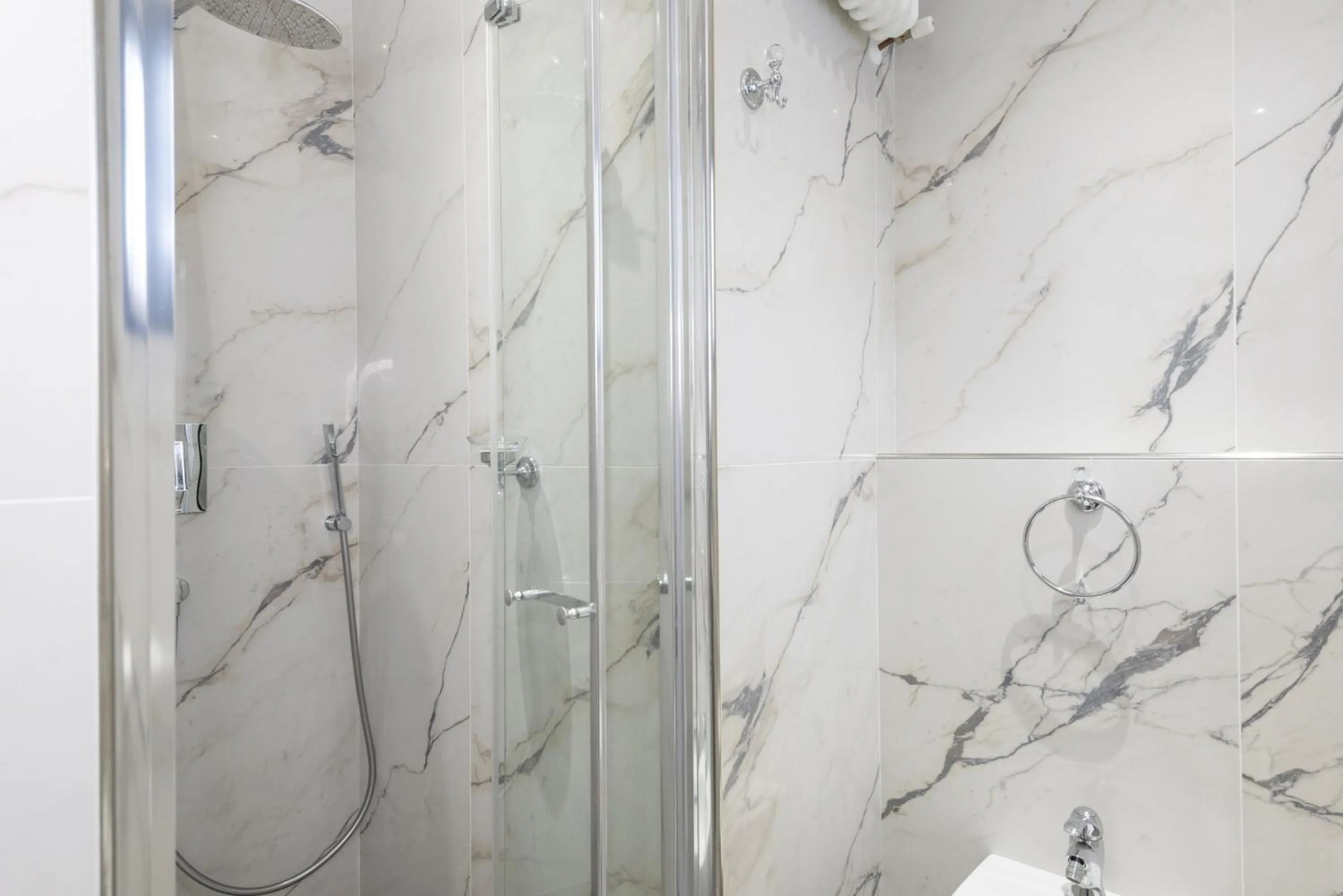 Bathroom in Royal Boutique Hotel