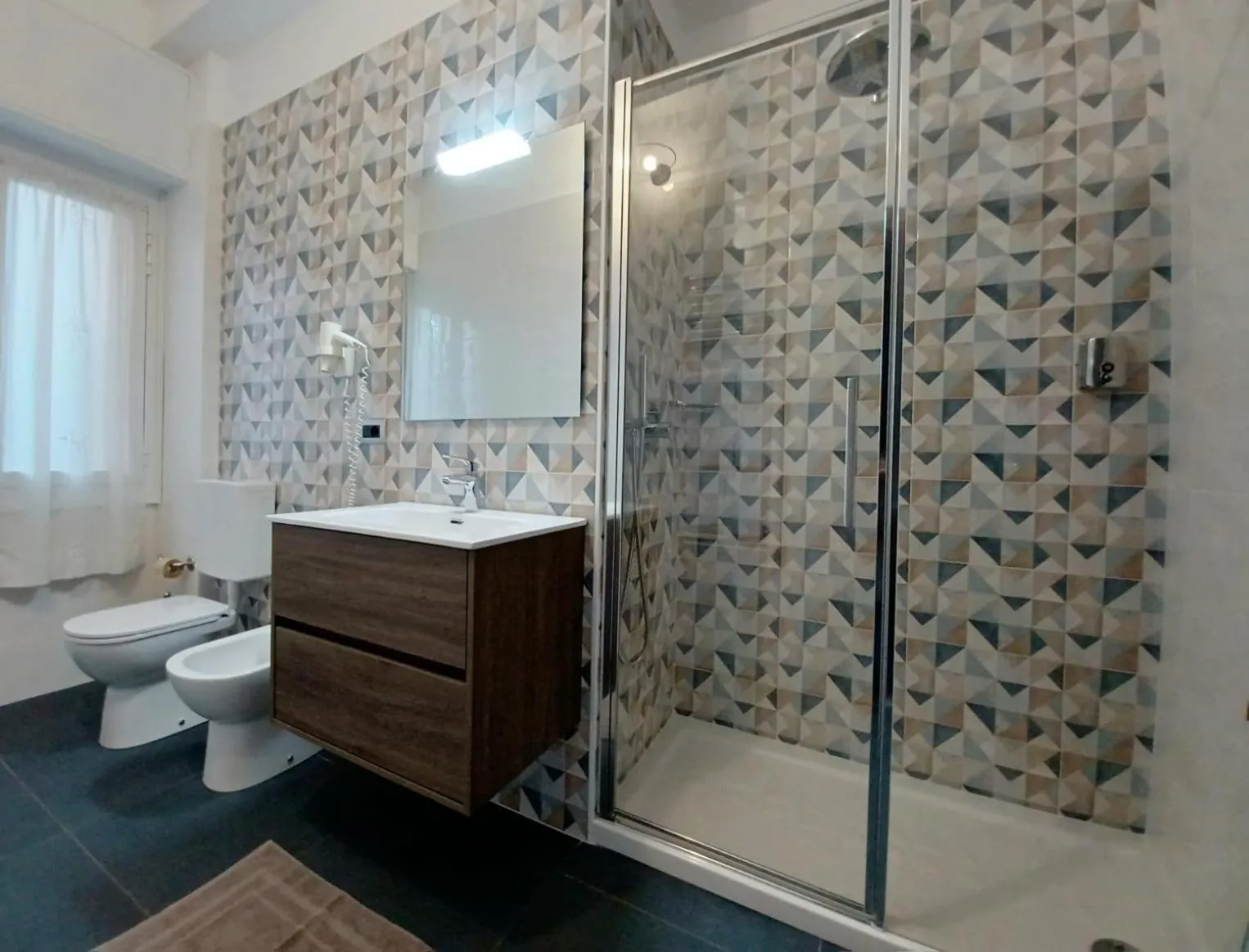 Bathroom in Hotel Ariston