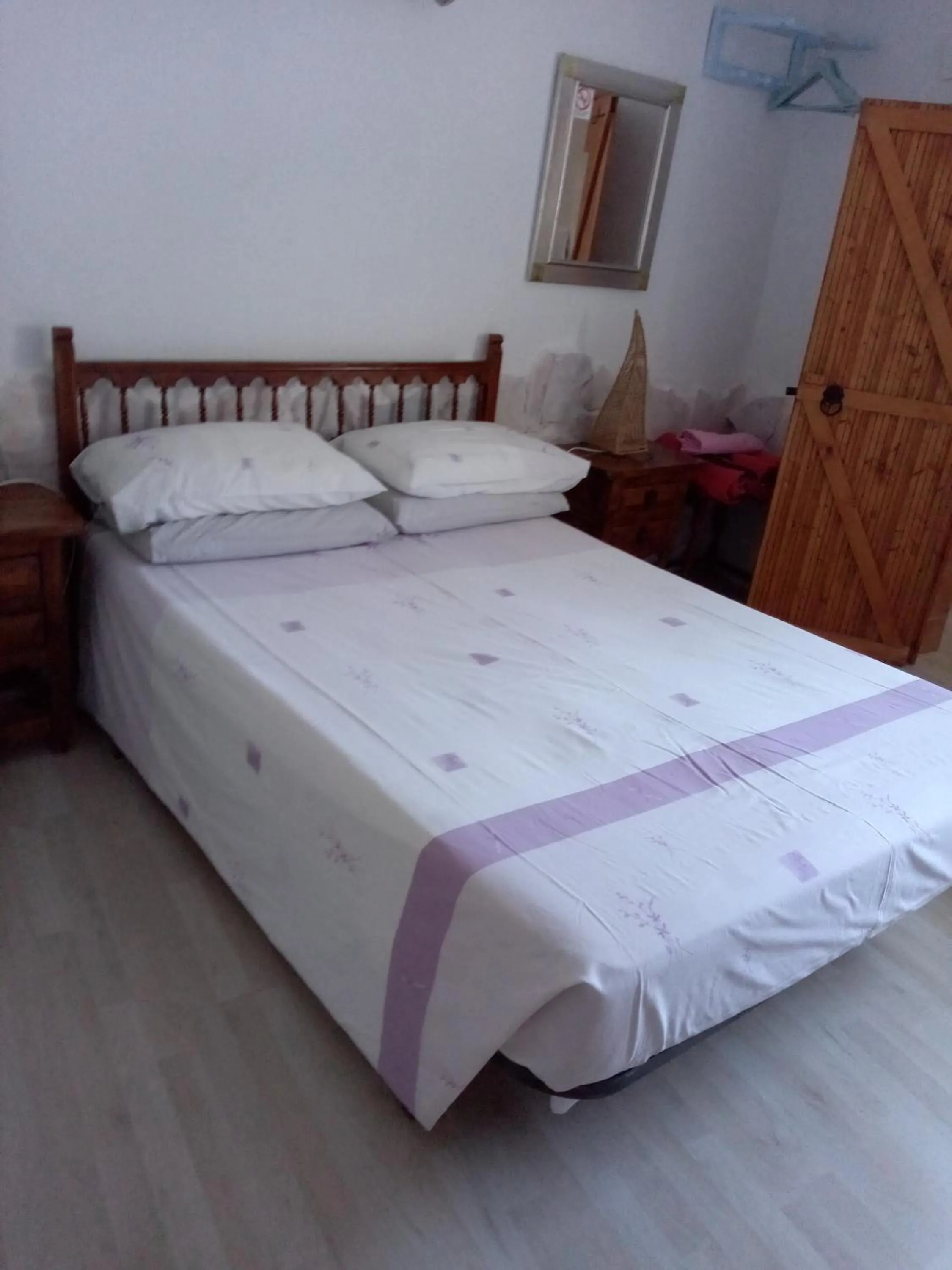 Bedroom, Bed in Almond Reef Casa Rural