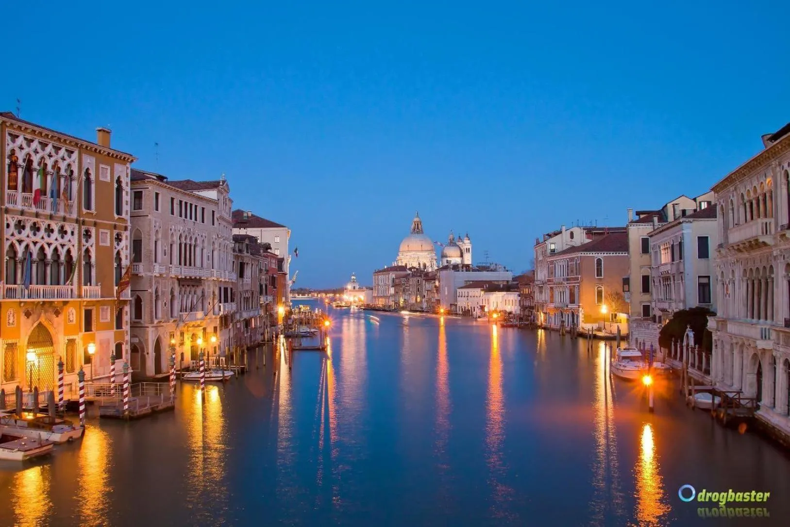 Text overlay in Nightstars B&B