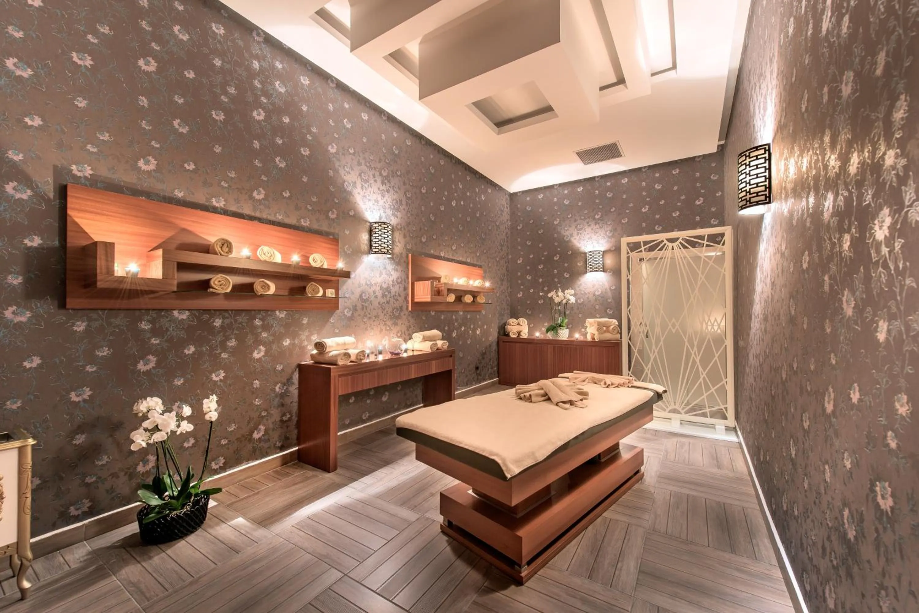 Spa and wellness centre/facilities in Grand Mercure Ankara