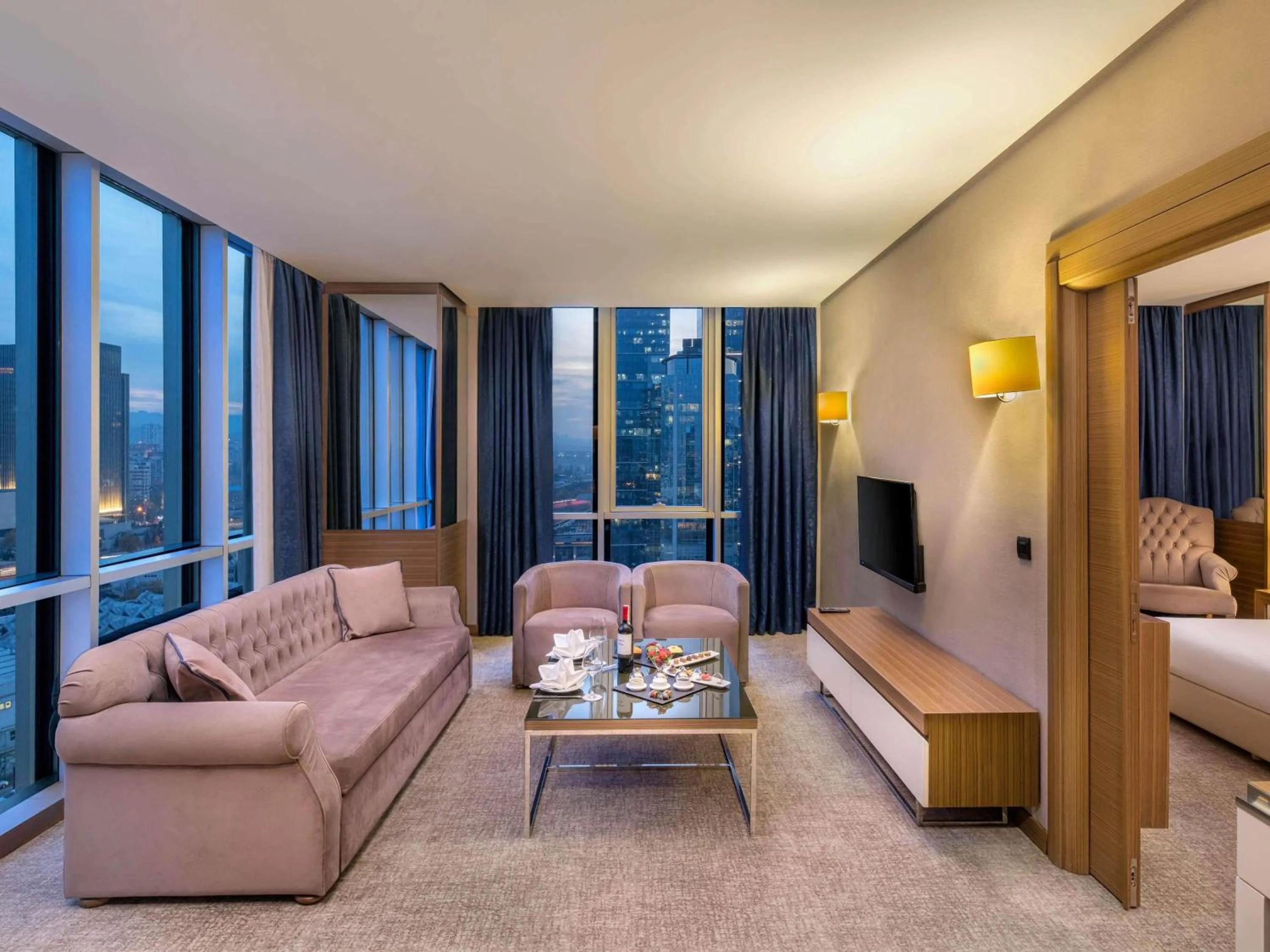 Bedroom in Downtown Ankara Hotel