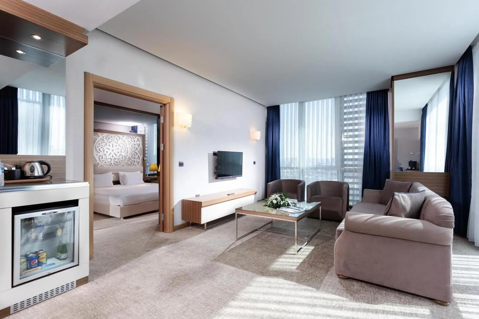 Living room, Bed in Grand Mercure Ankara